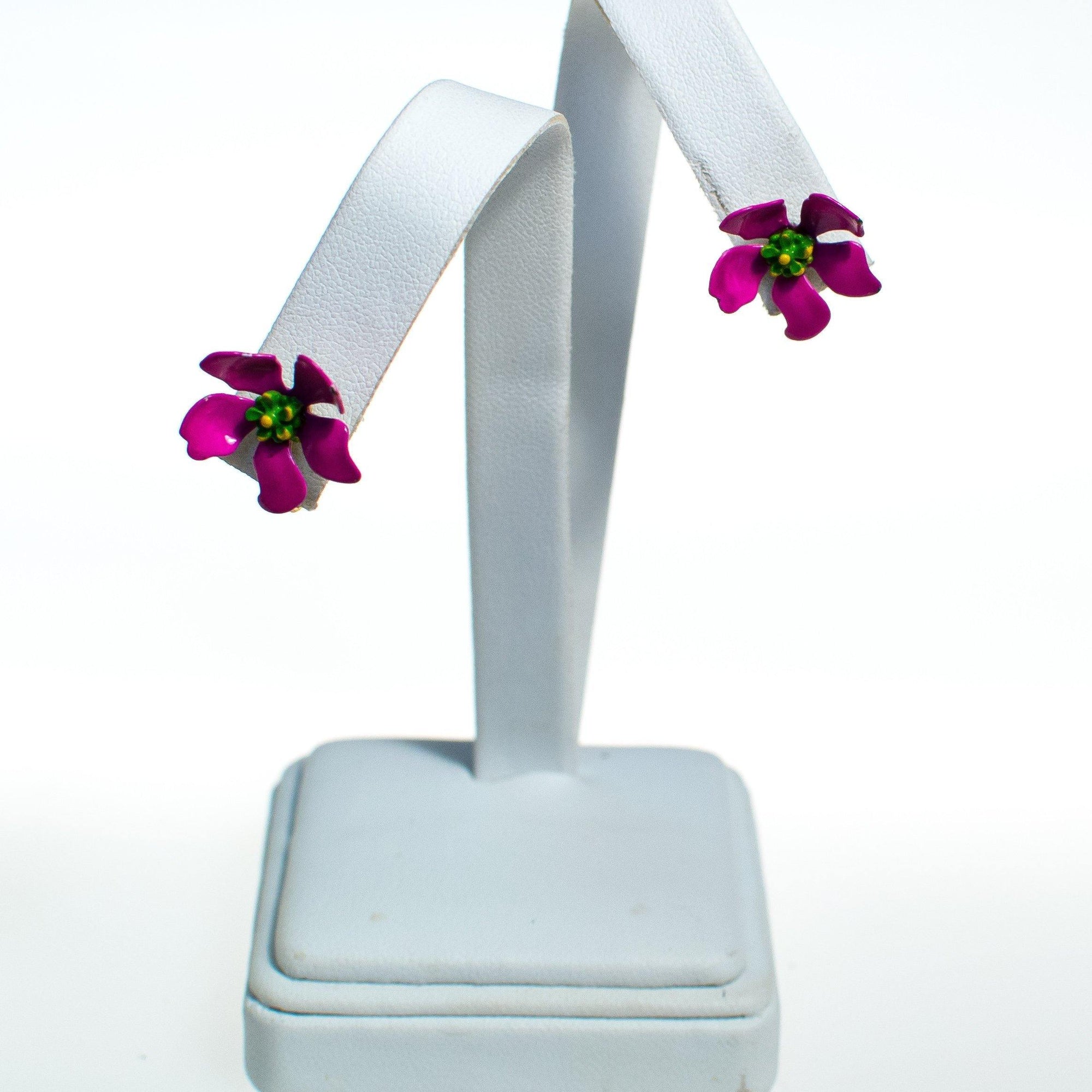 Vintage 1950s Painted Pink Enamel Flower Earrings by 1950s - Vintage Meet Modern Vintage Jewelry - Chicago, Illinois - #oldhollywoodglamour #vintagemeetmodern #designervintage #jewelrybox #antiquejewelry #vintagejewelry