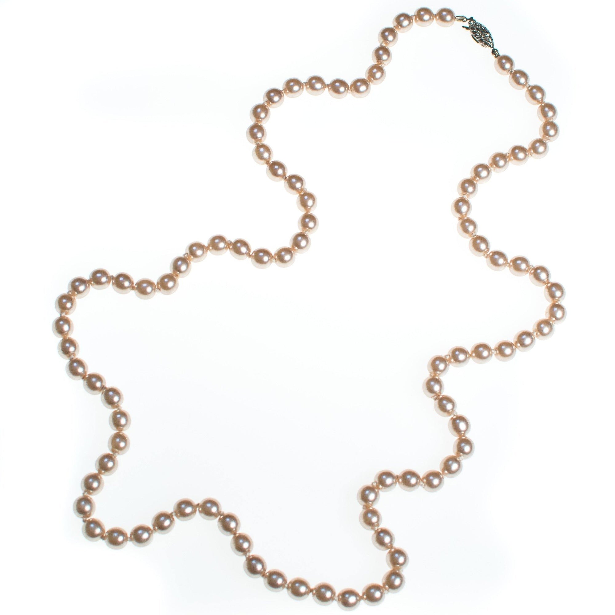 Vintage Champagne Silver Tone Long Hand Knotted Pearl Necklace with Silver Filigree Clasp by 1950s - Vintage Meet Modern Vintage Jewelry - Chicago, Illinois - #oldhollywoodglamour #vintagemeetmodern #designervintage #jewelrybox #antiquejewelry #vintagejewelry