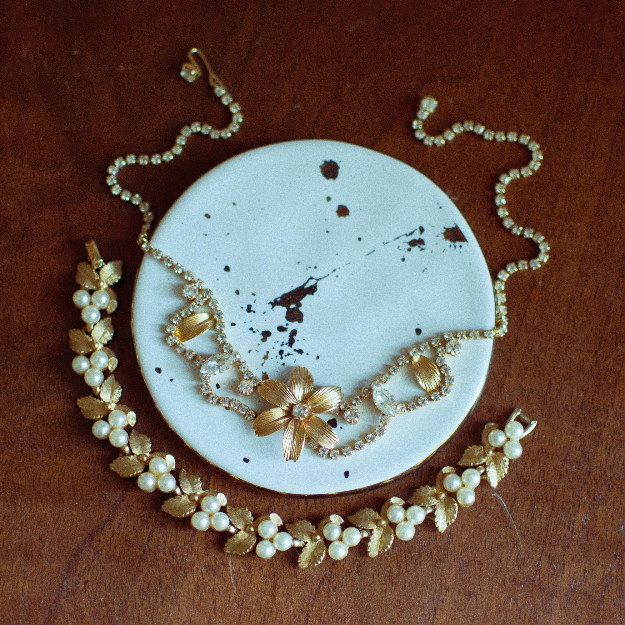 Vintage Flower Necklace with Rhinestones by 1960s - Vintage Meet Modern Vintage Jewelry - Chicago, Illinois - #oldhollywoodglamour #vintagemeetmodern #designervintage #jewelrybox #antiquejewelry #vintagejewelry