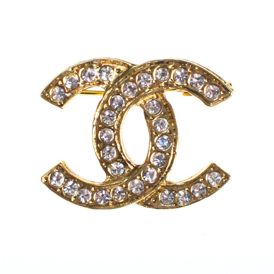 Vintage Chanel CC Logo Rhinestone Brooch by Chanel - Vintage Meet Modern Vintage Jewelry - Chicago, Illinois - #oldhollywoodglamour #vintagemeetmodern #designervintage #jewelrybox #antiquejewelry #vintagejewelry