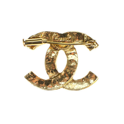 Vintage Chanel CC Logo Rhinestone Brooch by Chanel - Vintage Meet Modern Vintage Jewelry - Chicago, Illinois - #oldhollywoodglamour #vintagemeetmodern #designervintage #jewelrybox #antiquejewelry #vintagejewelry