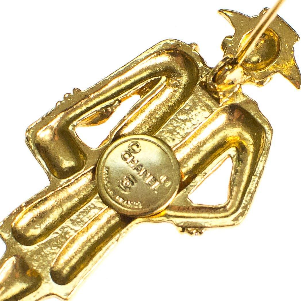 Vintage Authentic Coco Chanel Mademoiselle Gold Brooch by Chanel - Vintage Meet Modern Vintage Jewelry - Chicago, Illinois - #oldhollywoodglamour #vintagemeetmodern #designervintage #jewelrybox #antiquejewelry #vintagejewelry