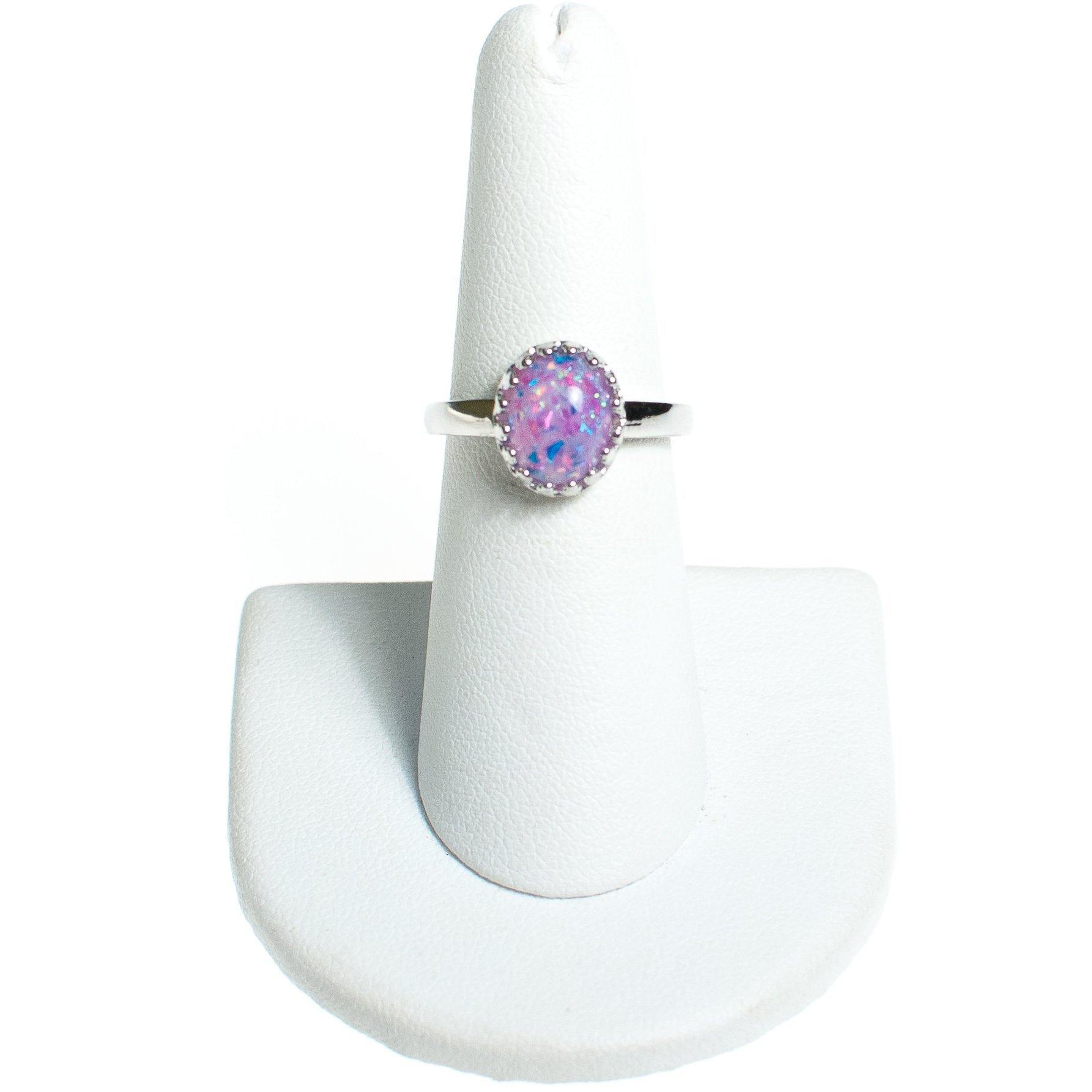 Vintage Pink Glitter Lucite Statement Ring by Vintage Meet Modern - Vintage Meet Modern Vintage Jewelry - Chicago, Illinois - #oldhollywoodglamour #vintagemeetmodern #designervintage #jewelrybox #antiquejewelry #vintagejewelry