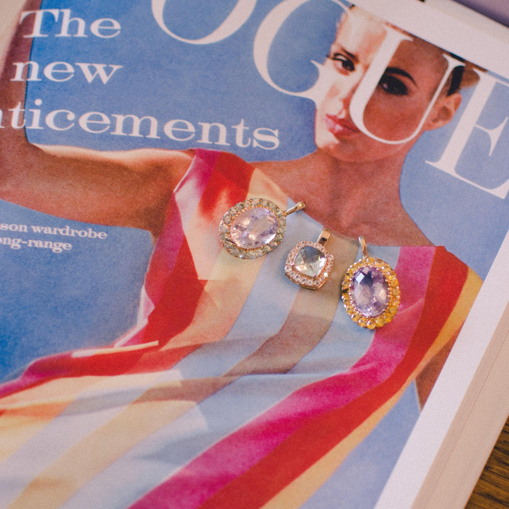 Vintage Aquamarine and White Topaz Pendant Set in 10kt Gold by Aquamarine - Vintage Meet Modern Vintage Jewelry - Chicago, Illinois - #oldhollywoodglamour #vintagemeetmodern #designervintage #jewelrybox #antiquejewelry #vintagejewelry