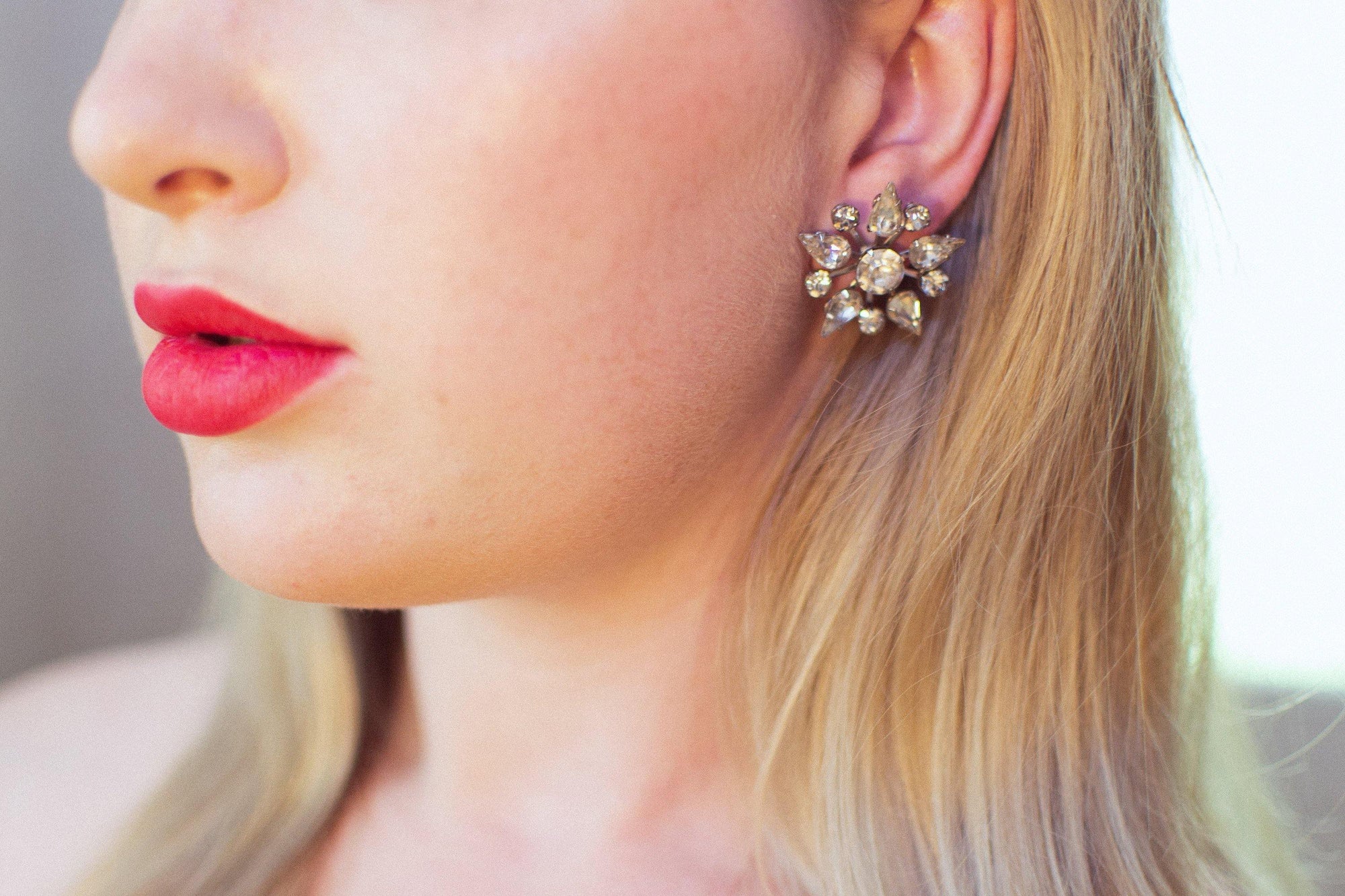 Vintage Art Deco Diamante Crystal Rhinestone Snowflake Earrings, Silver Tone, Screw Back by Art Deco - Vintage Meet Modern Vintage Jewelry - Chicago, Illinois - #oldhollywoodglamour #vintagemeetmodern #designervintage #jewelrybox #antiquejewelry #vintagejewelry