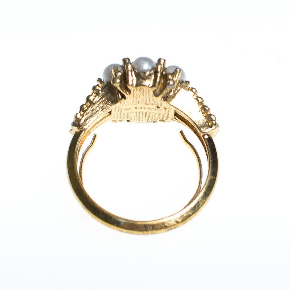 Vintage Avon Ruby Red Crystal and Faux Pearl Cocktail Statement Ring by Avon - Vintage Meet Modern Vintage Jewelry - Chicago, Illinois - #oldhollywoodglamour #vintagemeetmodern #designervintage #jewelrybox #antiquejewelry #vintagejewelry