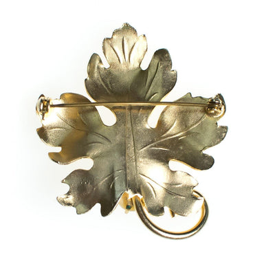 Vintage 1950s Mid Century Modern Lisner Gold Tone Leaf Brooch, Faux Pearl, Brooches and Pins by Lisner - Vintage Meet Modern Vintage Jewelry - Chicago, Illinois - #oldhollywoodglamour #vintagemeetmodern #designervintage #jewelrybox #antiquejewelry #vintagejewelry