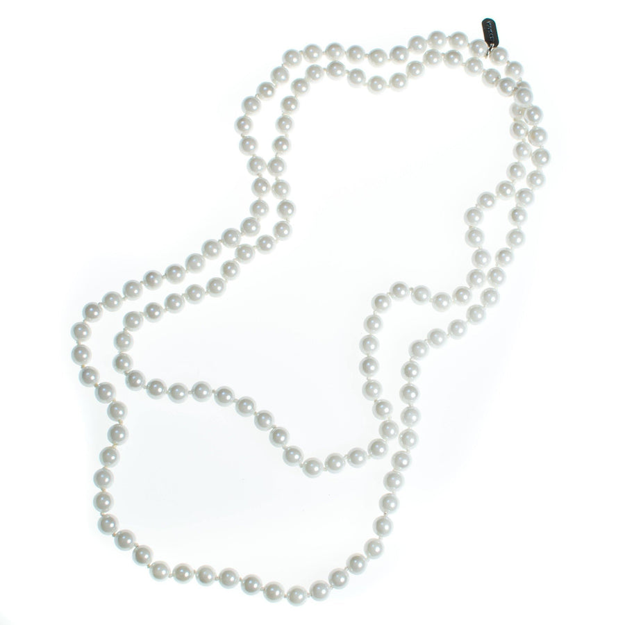 Vintage Kissaka Pearl Necklace by Kissaka - Vintage Meet Modern Vintage Jewelry - Chicago, Illinois - #oldhollywoodglamour #vintagemeetmodern #designervintage #jewelrybox #antiquejewelry #vintagejewelry