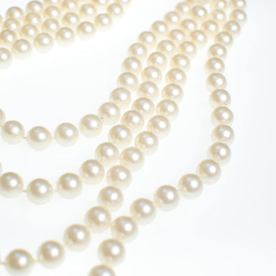 Vintage Opera Length Faux Pearl Necklace by Pearls - Vintage Meet Modern Vintage Jewelry - Chicago, Illinois - #oldhollywoodglamour #vintagemeetmodern #designervintage #jewelrybox #antiquejewelry #vintagejewelry