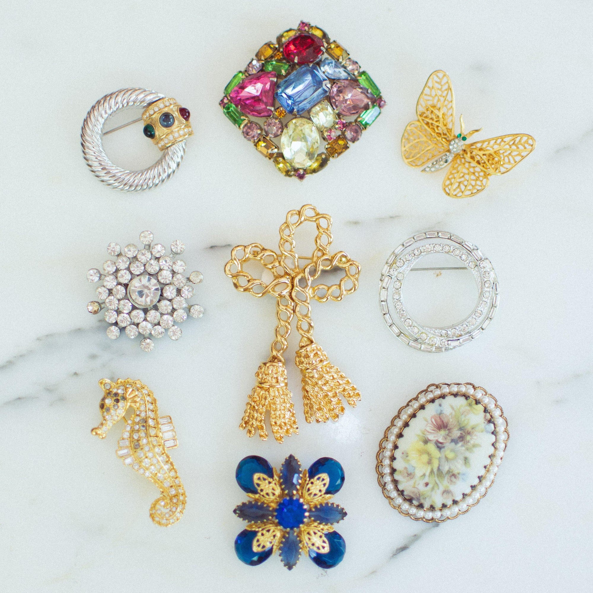 Vintage Blue Rhinestone Brooch, Gold Tone Brooch by 1960s - Vintage Meet Modern Vintage Jewelry - Chicago, Illinois - #oldhollywoodglamour #vintagemeetmodern #designervintage #jewelrybox #antiquejewelry #vintagejewelry