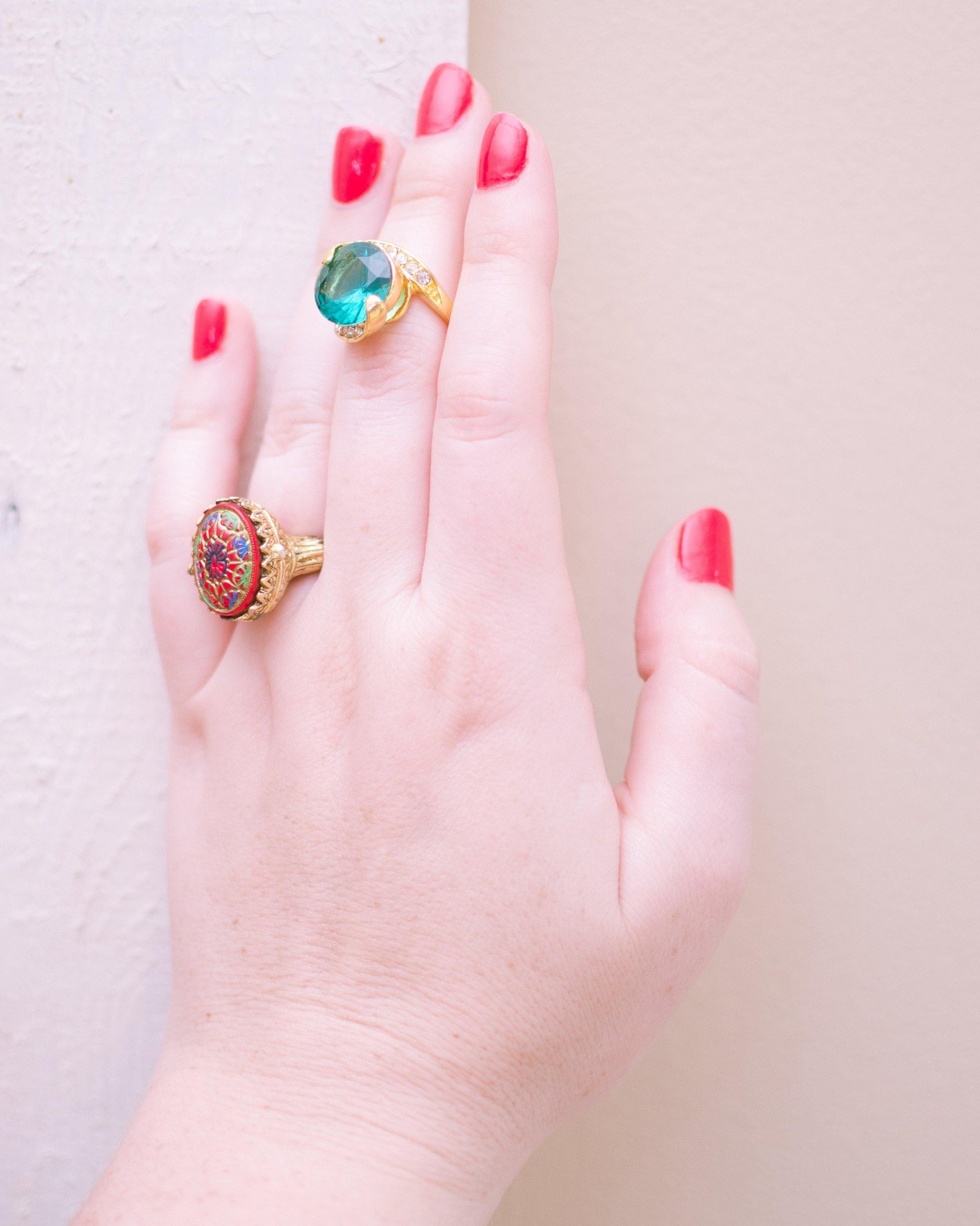 Vintage Aqua and Diamante Crystal Statement Ring Size 6 by 1980s - Vintage Meet Modern Vintage Jewelry - Chicago, Illinois - #oldhollywoodglamour #vintagemeetmodern #designervintage #jewelrybox #antiquejewelry #vintagejewelry