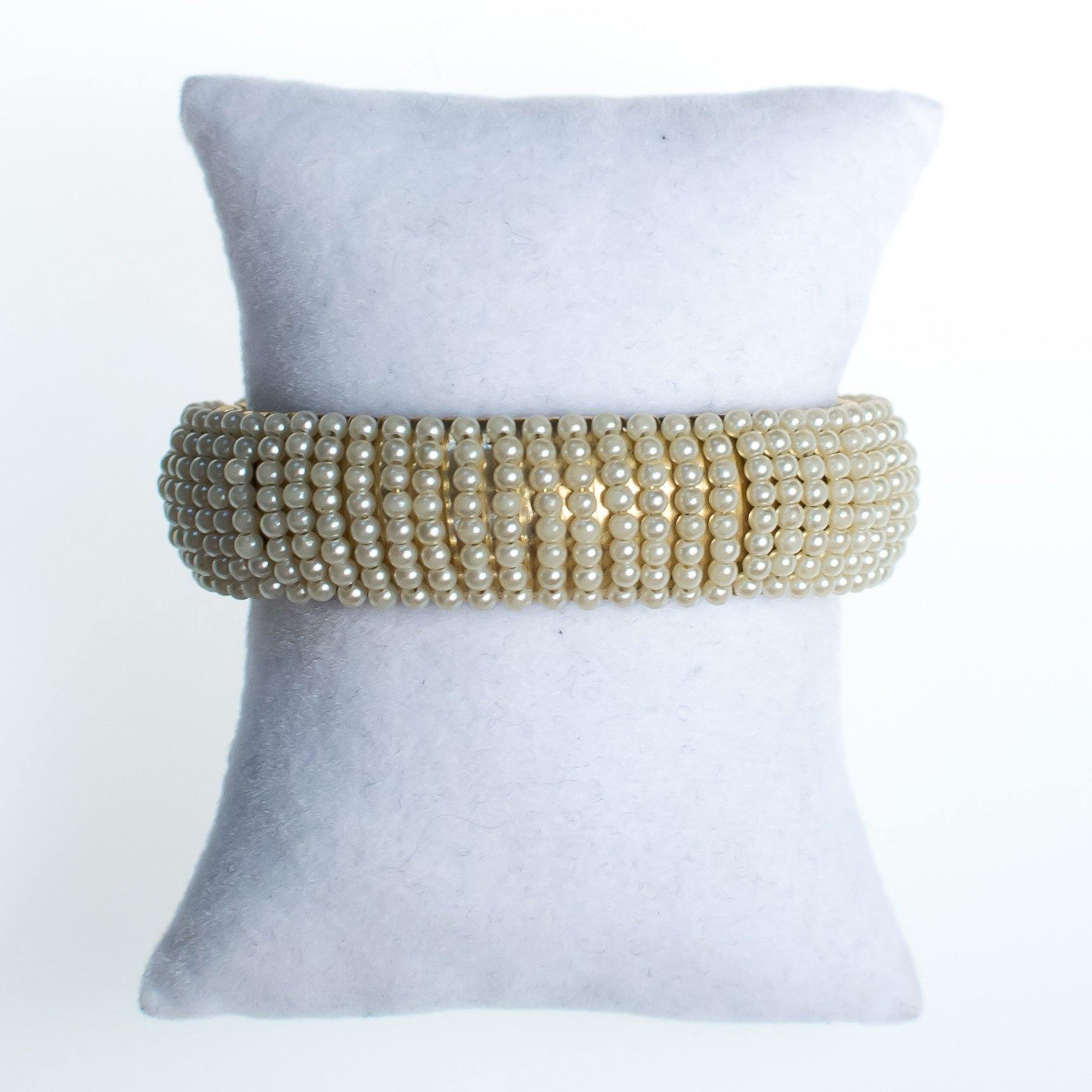Vintage Pearl Cuff Bracelet, Faux Seed Pearls, Gold Tone Bracelet by 1950s - Vintage Meet Modern Vintage Jewelry - Chicago, Illinois - #oldhollywoodglamour #vintagemeetmodern #designervintage #jewelrybox #antiquejewelry #vintagejewelry