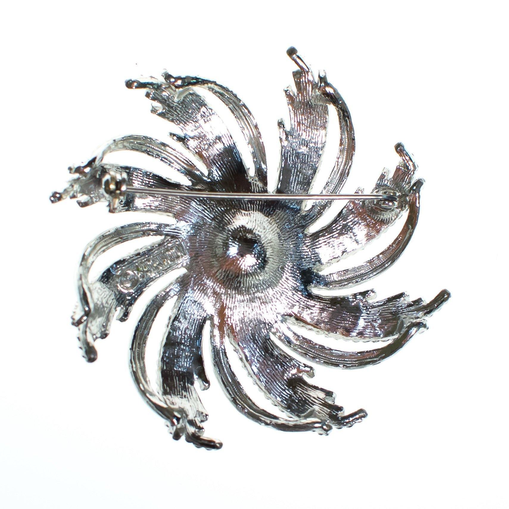 Vintage Mid Century Modern Silver Round Sarah Coventry Brooch, Faux Pearl, Silver Tone Setting, Brooches and Pins by Sarah Coventry - Vintage Meet Modern Vintage Jewelry - Chicago, Illinois - #oldhollywoodglamour #vintagemeetmodern #designervintage #jewelrybox #antiquejewelry #vintagejewelry