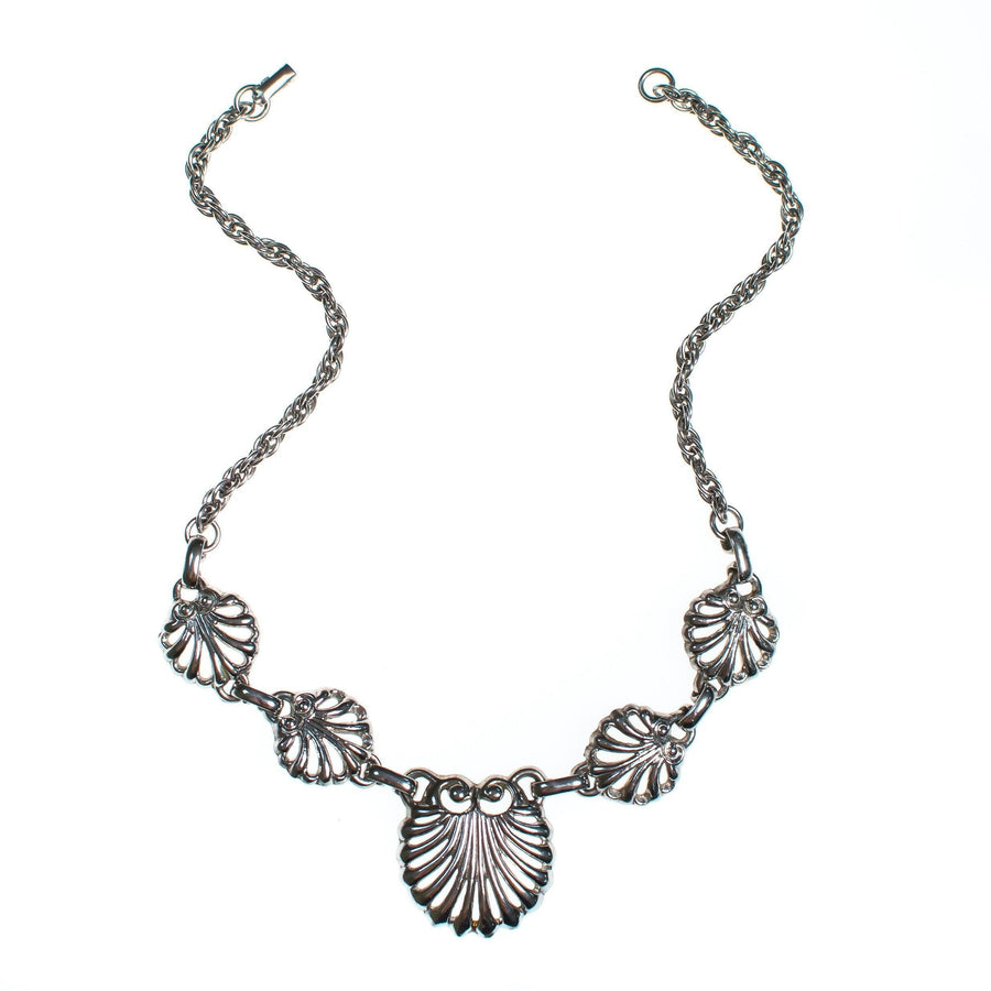 Vintage Mid Century Modern Retro Silver Shell Necklace by 1950s - Vintage Meet Modern Vintage Jewelry - Chicago, Illinois - #oldhollywoodglamour #vintagemeetmodern #designervintage #jewelrybox #antiquejewelry #vintagejewelry