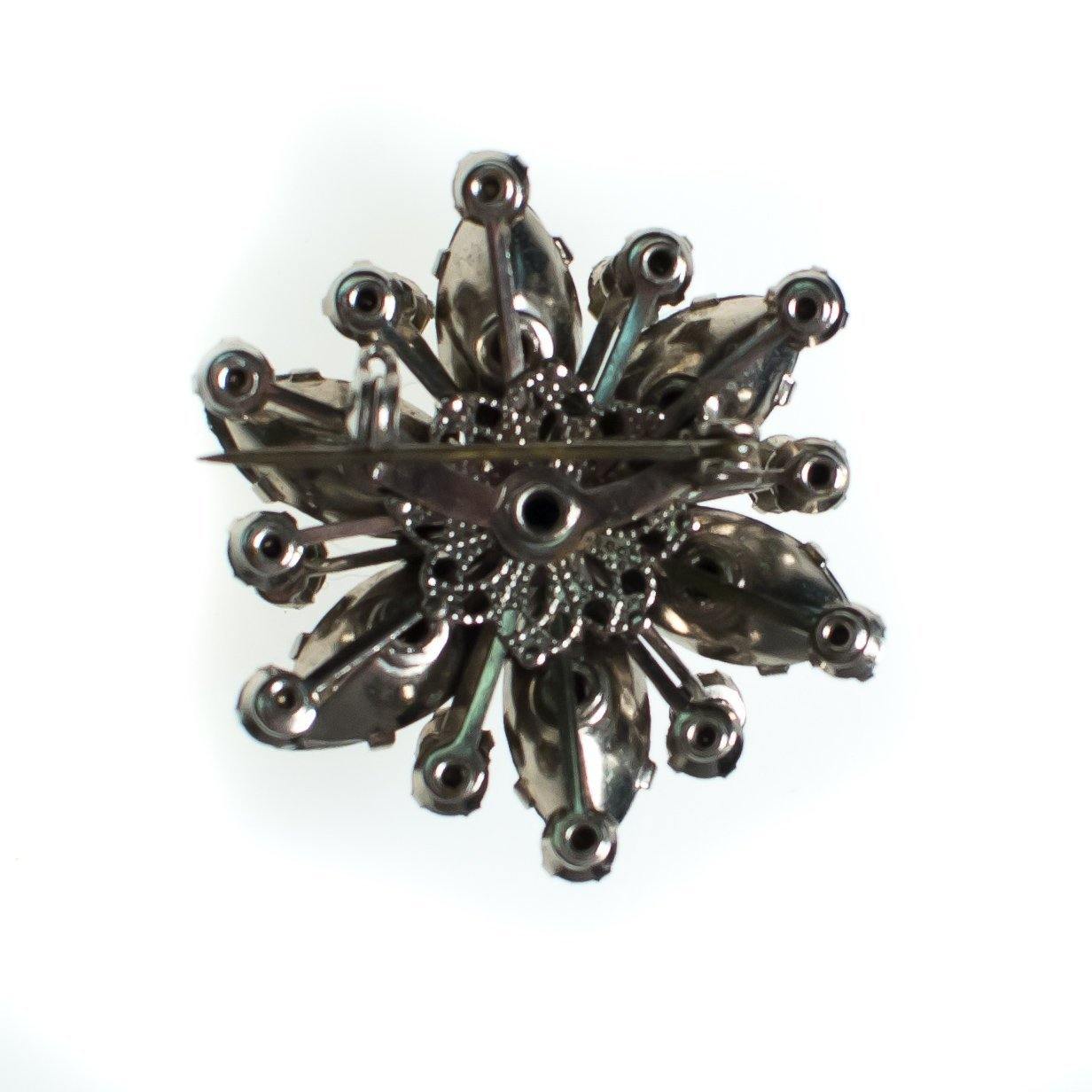 Vintage Brooch, Smokey Gray Rhinestones, Diamante Crystals, Silver Tone Setting, Brooches and Pins by 1950s - Vintage Meet Modern Vintage Jewelry - Chicago, Illinois - #oldhollywoodglamour #vintagemeetmodern #designervintage #jewelrybox #antiquejewelry #vintagejewelry