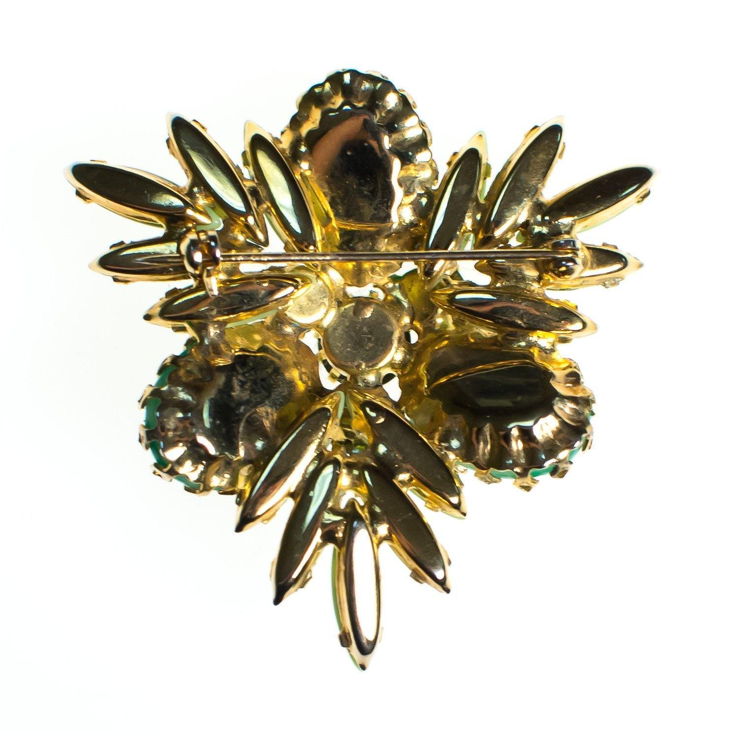 Vintage Light Green Rhinestone Juliana Brooch, Green Gemstones and Rhinestones, Gold Tone Setting, Brooches and Pins by Juliana - Vintage Meet Modern Vintage Jewelry - Chicago, Illinois - #oldhollywoodglamour #vintagemeetmodern #designervintage #jewelrybox #antiquejewelry #vintagejewelry