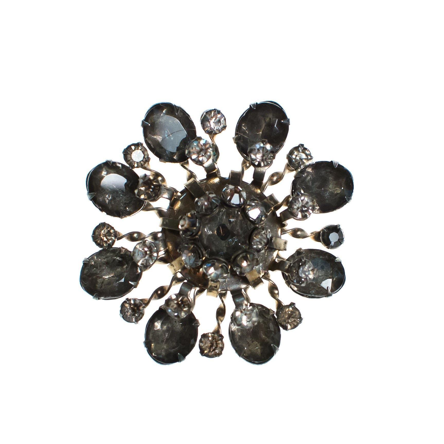 Vintage Smokey Gray Rhinestone Round Brooch, Clear Rhinestones, Silver Tone Setting, Brooches an Pins by 1950s - Vintage Meet Modern Vintage Jewelry - Chicago, Illinois - #oldhollywoodglamour #vintagemeetmodern #designervintage #jewelrybox #antiquejewelry #vintagejewelry