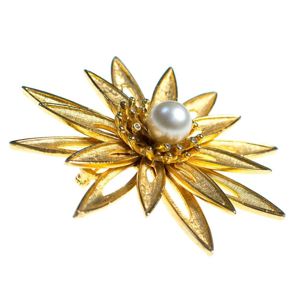 Vintage Huge Mid Century Modern Gold Flower Brooch with Pearls and Rhinestones by 1960s - Vintage Meet Modern Vintage Jewelry - Chicago, Illinois - #oldhollywoodglamour #vintagemeetmodern #designervintage #jewelrybox #antiquejewelry #vintagejewelry