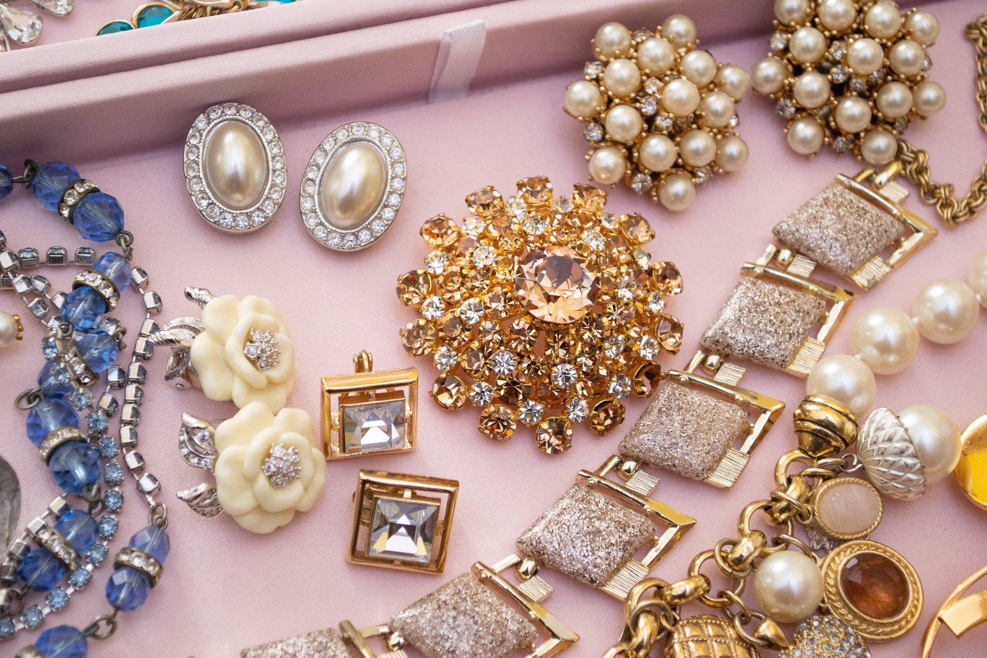 Vintage Austrian Champagne and Gold Rhinestone Domed Medallion Brooch by Austria - Vintage Meet Modern Vintage Jewelry - Chicago, Illinois - #oldhollywoodglamour #vintagemeetmodern #designervintage #jewelrybox #antiquejewelry #vintagejewelry