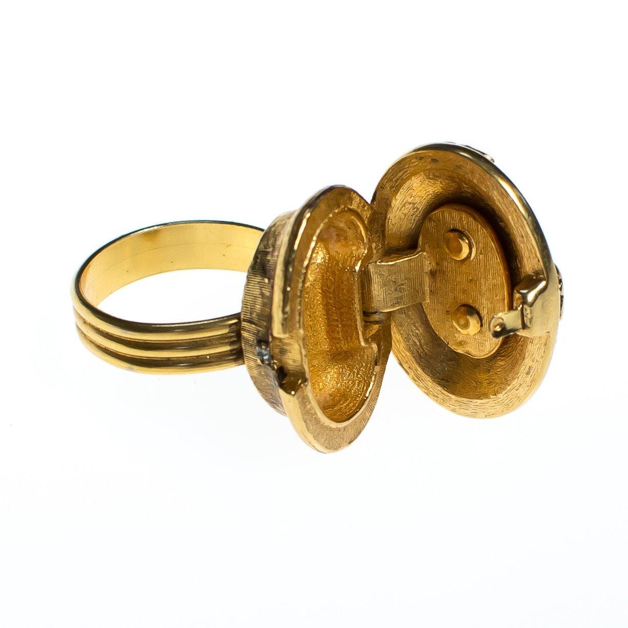 Vintage Gold Fleur de lis Design with Pearl Statement Locket Ring, Adjustable Ring by Mid Century Modern - Vintage Meet Modern Vintage Jewelry - Chicago, Illinois - #oldhollywoodglamour #vintagemeetmodern #designervintage #jewelrybox #antiquejewelry #vintagejewelry