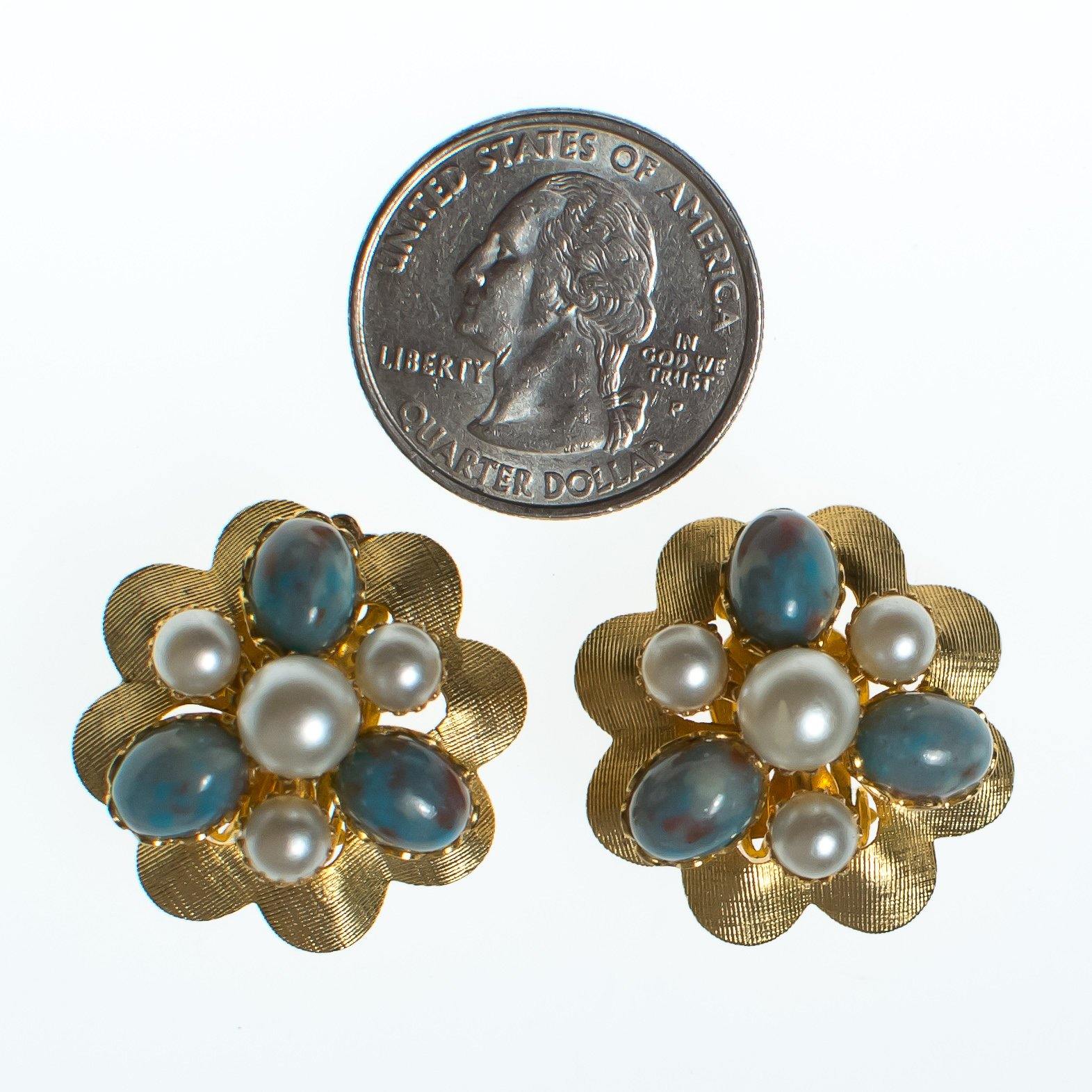 Vintage Speckled Blue and Pearl Gold Crimped Medallion Earrings by Mid Century Modern - Vintage Meet Modern Vintage Jewelry - Chicago, Illinois - #oldhollywoodglamour #vintagemeetmodern #designervintage #jewelrybox #antiquejewelry #vintagejewelry