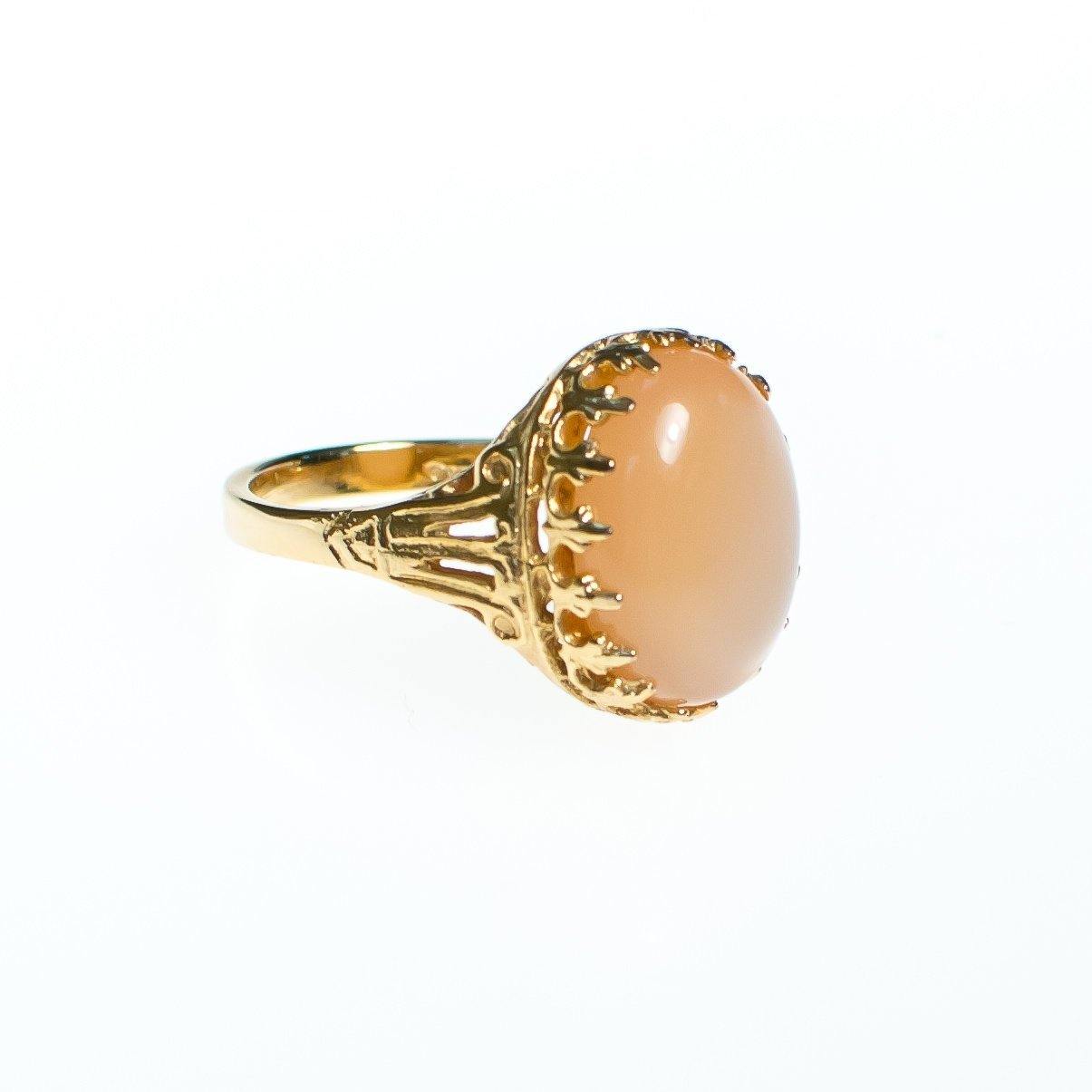 Vintage Peach Pink Pearl Moonstone Ring in 18kt GP over Sterling Silver Setting by Sterling Silver - Vintage Meet Modern Vintage Jewelry - Chicago, Illinois - #oldhollywoodglamour #vintagemeetmodern #designervintage #jewelrybox #antiquejewelry #vintagejewelry