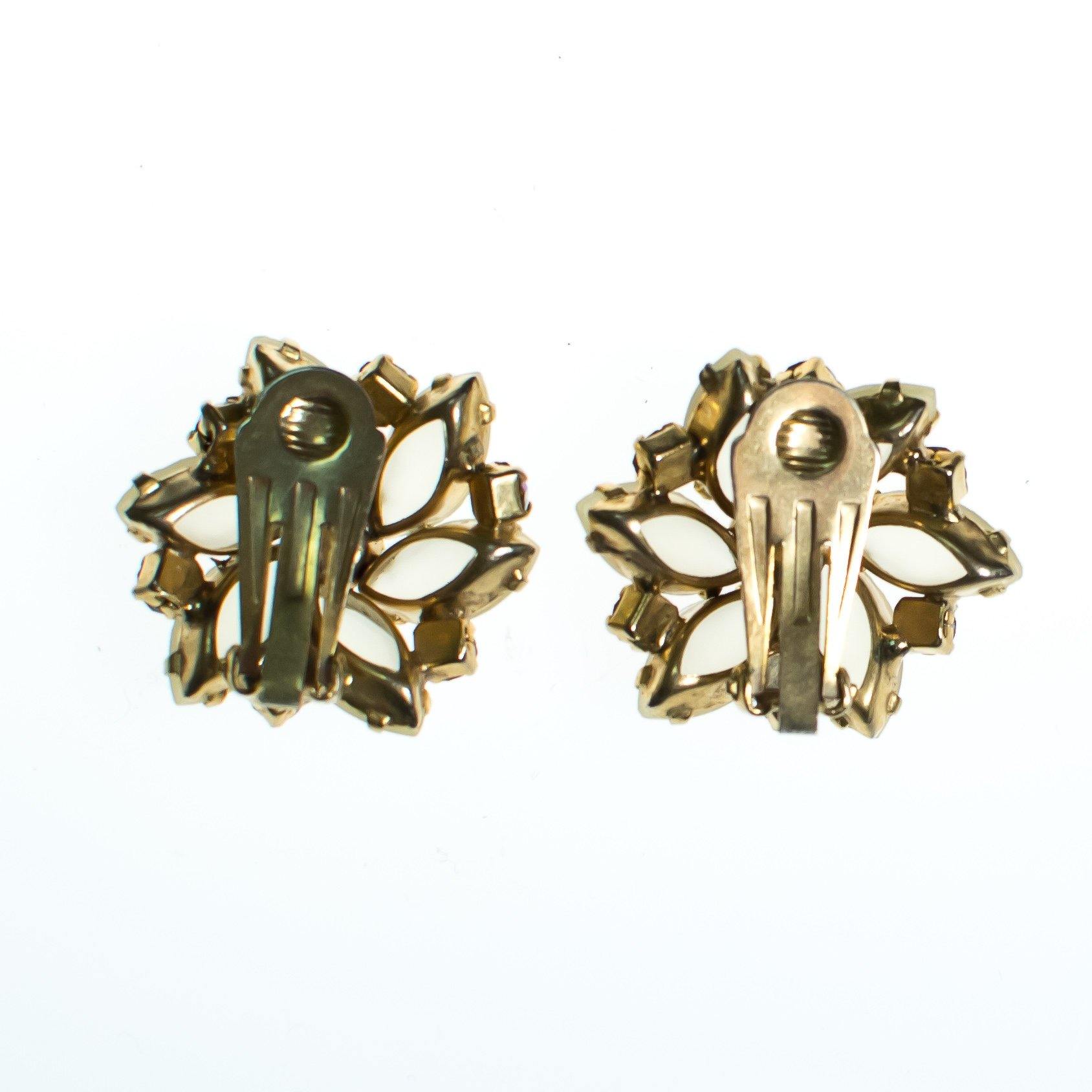 Vintage Champagne Frosted Crystal and Aurora Borealis Rhinestone Flower Statement Earrings, Clip On by 1960s - Vintage Meet Modern Vintage Jewelry - Chicago, Illinois - #oldhollywoodglamour #vintagemeetmodern #designervintage #jewelrybox #antiquejewelry #vintagejewelry