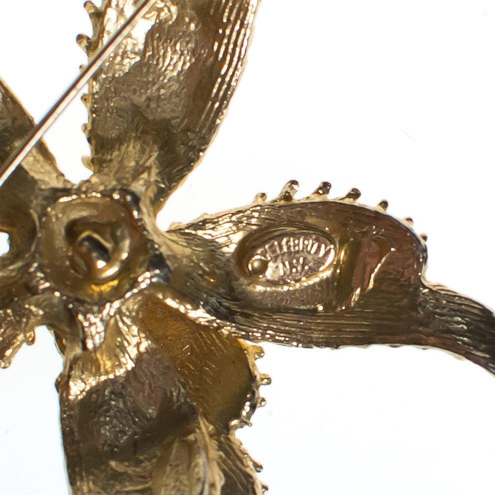 Vintage Mid Century Modern Celebrity NY Gold Flower Brooch, Gold Tone Setting, Brooches and Pins by 1960s - Vintage Meet Modern Vintage Jewelry - Chicago, Illinois - #oldhollywoodglamour #vintagemeetmodern #designervintage #jewelrybox #antiquejewelry #vintagejewelry