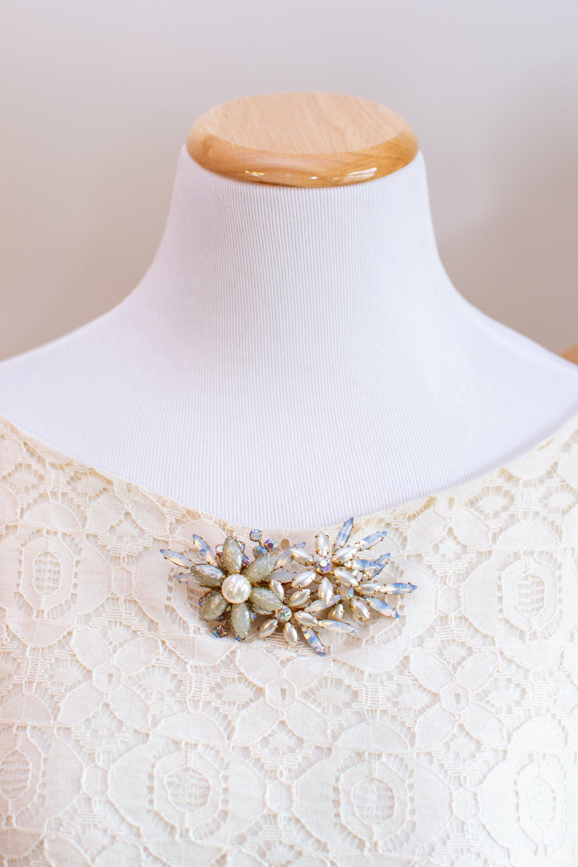 Vintage Judy Lee Faux Pearl and Aurora Borealis Rhinestone Brooch by Judy Lee - Vintage Meet Modern Vintage Jewelry - Chicago, Illinois - #oldhollywoodglamour #vintagemeetmodern #designervintage #jewelrybox #antiquejewelry #vintagejewelry