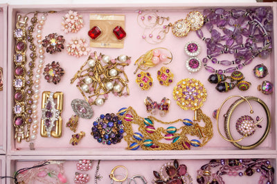 Vintage Art Deco Genuine Tumbled Amethyst Gemstone Necklace by 1930s - Vintage Meet Modern Vintage Jewelry - Chicago, Illinois - #oldhollywoodglamour #vintagemeetmodern #designervintage #jewelrybox #antiquejewelry #vintagejewelry