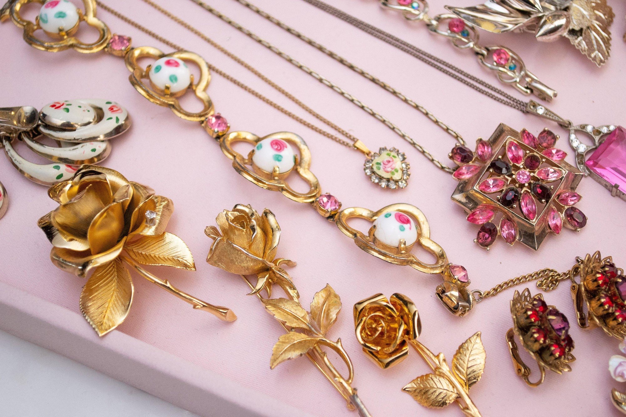 Vintage Boucher Long Stem Gold Rose Brooch, Gold Tone Setting, Brooches and Pins by Boucher - Vintage Meet Modern Vintage Jewelry - Chicago, Illinois - #oldhollywoodglamour #vintagemeetmodern #designervintage #jewelrybox #antiquejewelry #vintagejewelry