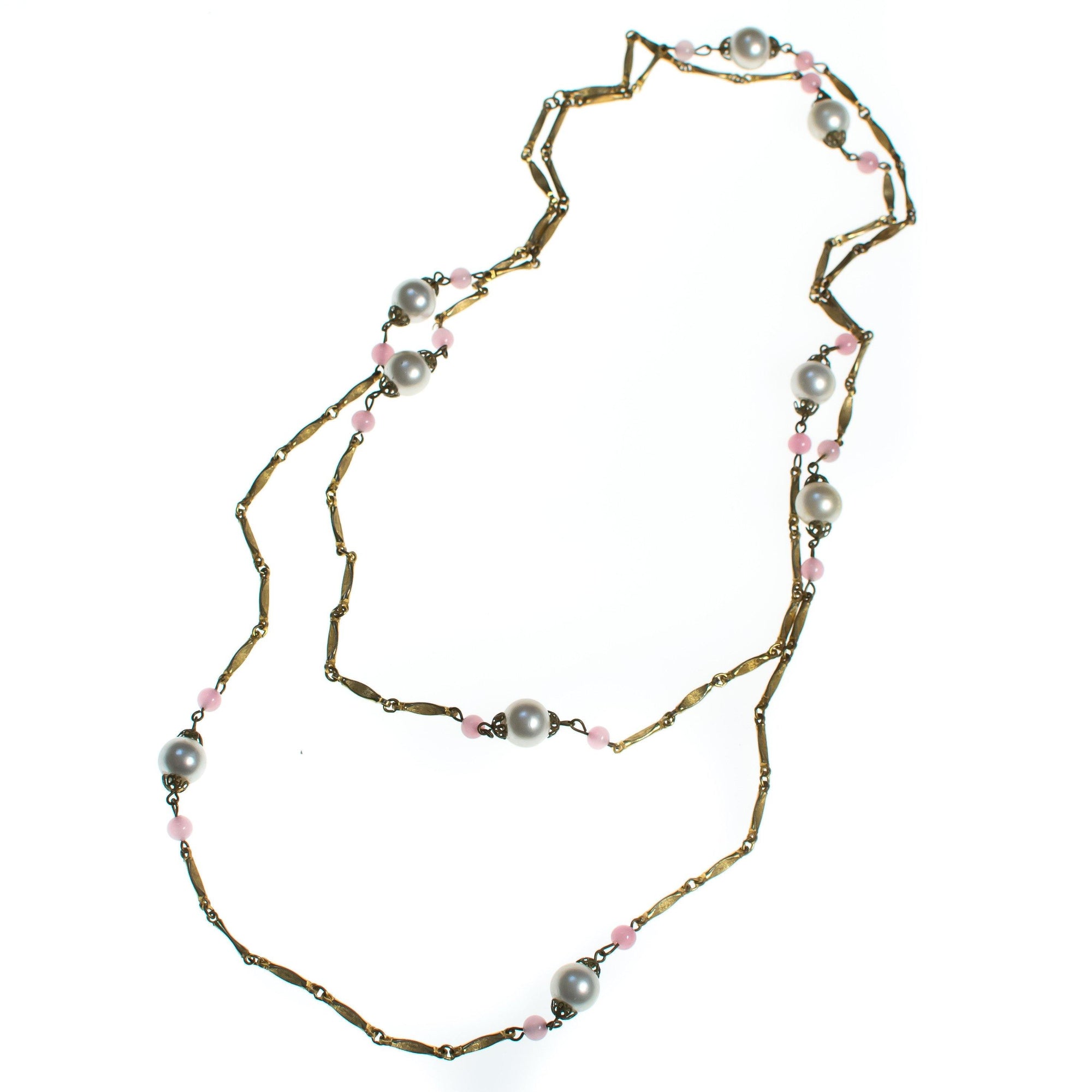 Vintage Pearl and Pale Pink Bead Long Sautoir Necklace by 1960s - Vintage Meet Modern Vintage Jewelry - Chicago, Illinois - #oldhollywoodglamour #vintagemeetmodern #designervintage #jewelrybox #antiquejewelry #vintagejewelry