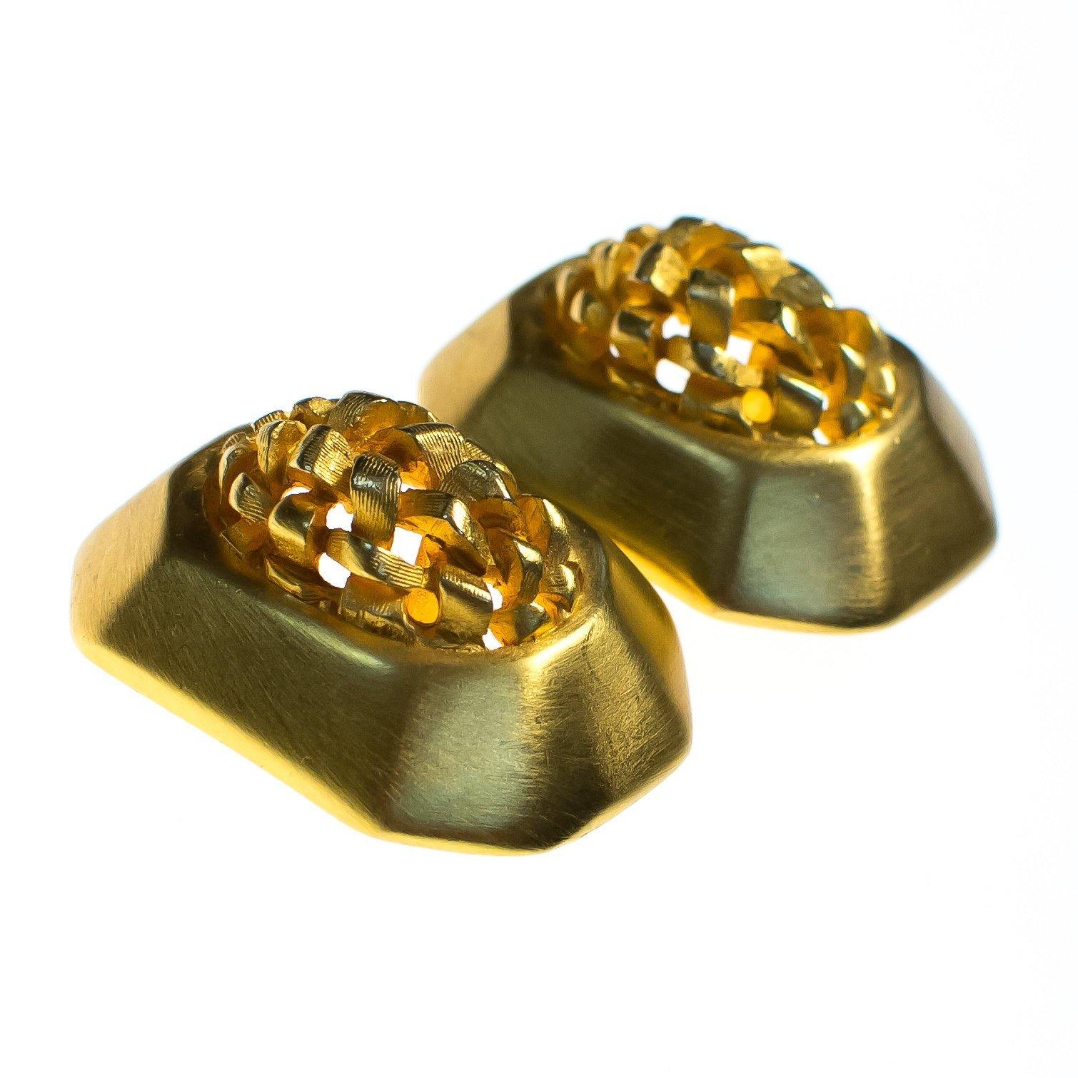 Vintage 1980s Clara Studio Brushed Gold Tone Nugget Statement Earrings by Clara - Vintage Meet Modern Vintage Jewelry - Chicago, Illinois - #oldhollywoodglamour #vintagemeetmodern #designervintage #jewelrybox #antiquejewelry #vintagejewelry