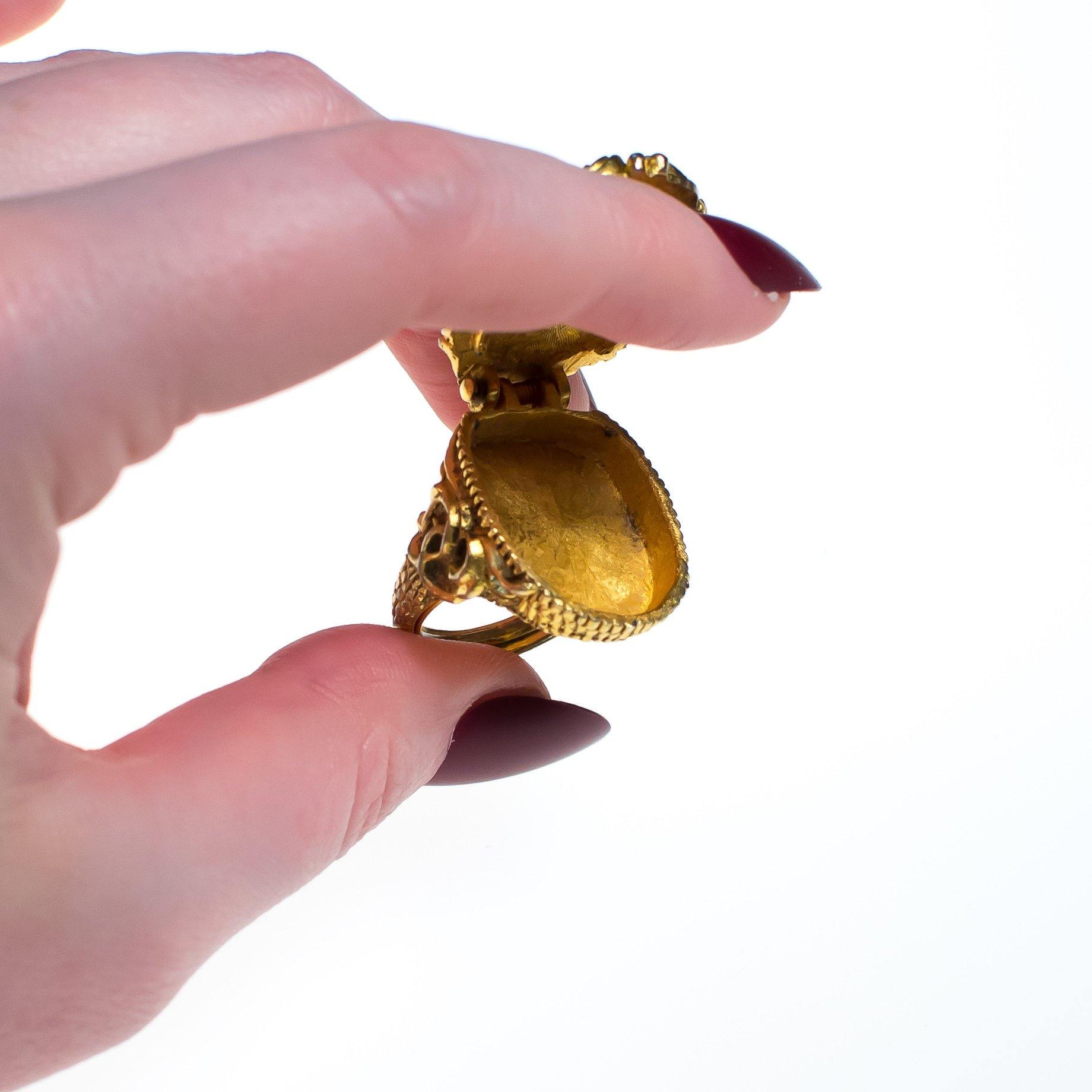 Vintage Chunky Gold Lapis Glass and Gold Locket Statement Ring by Mid Century Modern - Vintage Meet Modern Vintage Jewelry - Chicago, Illinois - #oldhollywoodglamour #vintagemeetmodern #designervintage #jewelrybox #antiquejewelry #vintagejewelry