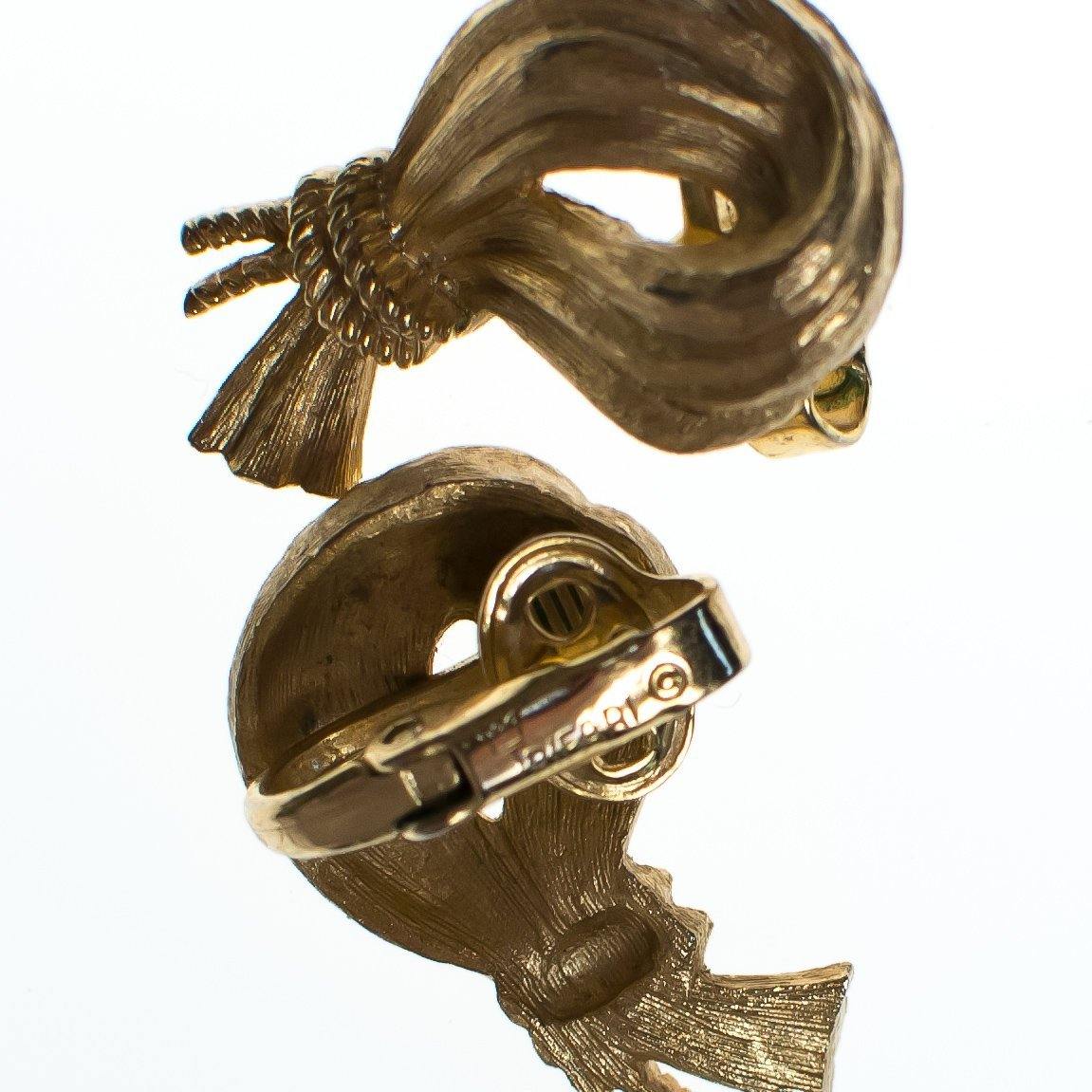Vintage Mid Century Modern Crown Trifari Gold Loop & Knot Earrings by Crown Trifari - Vintage Meet Modern Vintage Jewelry - Chicago, Illinois - #oldhollywoodglamour #vintagemeetmodern #designervintage #jewelrybox #antiquejewelry #vintagejewelry