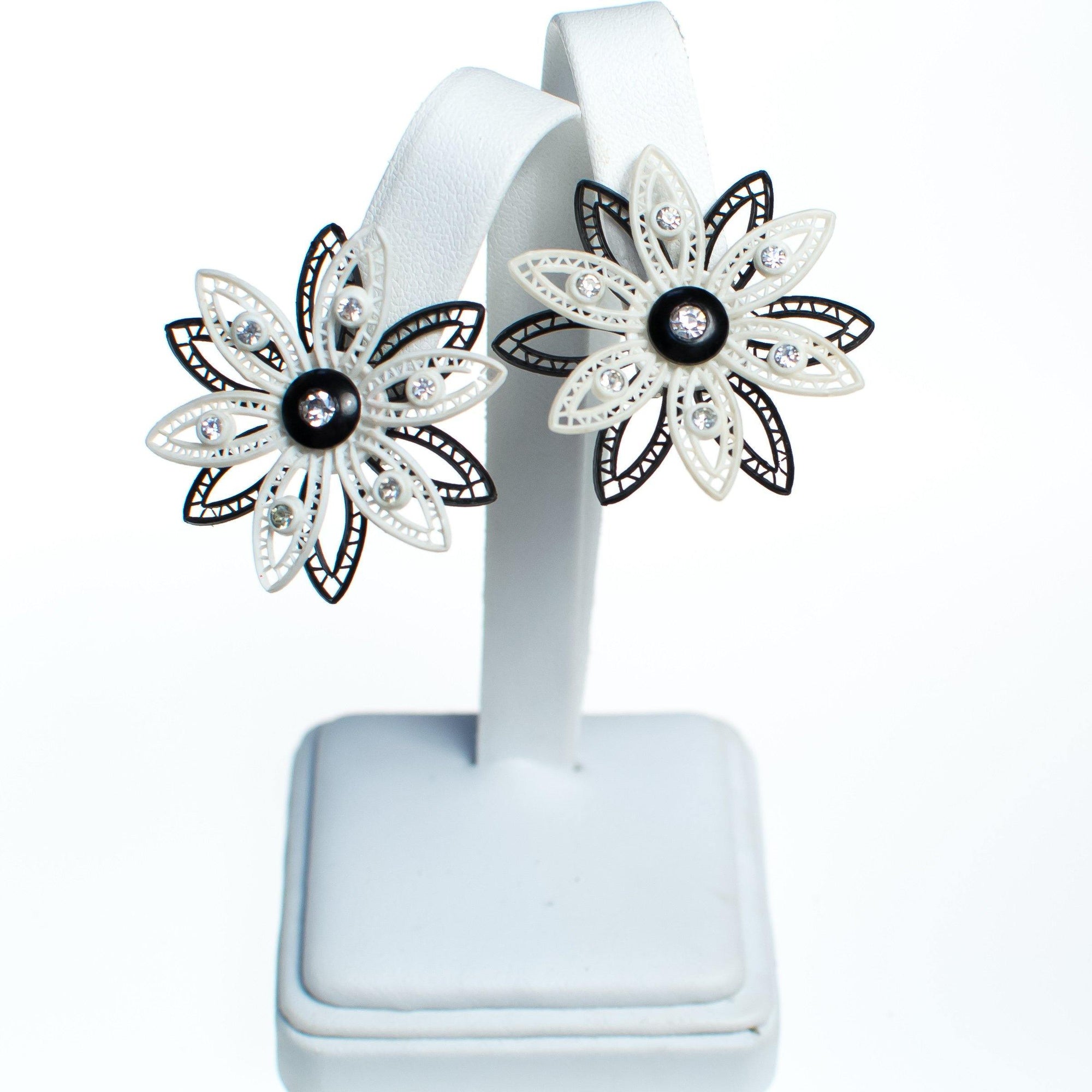 Vintage West Germany Black and White Lucite Lace Flower Earrings with Rhinestones by West Germany - Vintage Meet Modern Vintage Jewelry - Chicago, Illinois - #oldhollywoodglamour #vintagemeetmodern #designervintage #jewelrybox #antiquejewelry #vintagejewelry