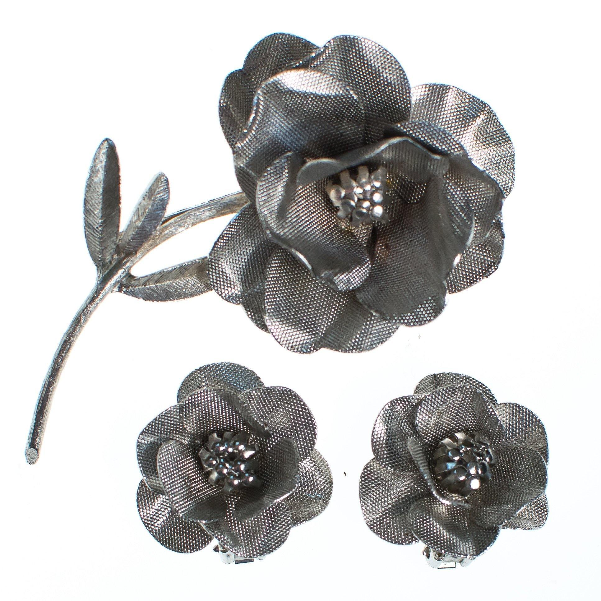 Vintage Huge Silver Rose Brooch by 1960s - Vintage Meet Modern Vintage Jewelry - Chicago, Illinois - #oldhollywoodglamour #vintagemeetmodern #designervintage #jewelrybox #antiquejewelry #vintagejewelry