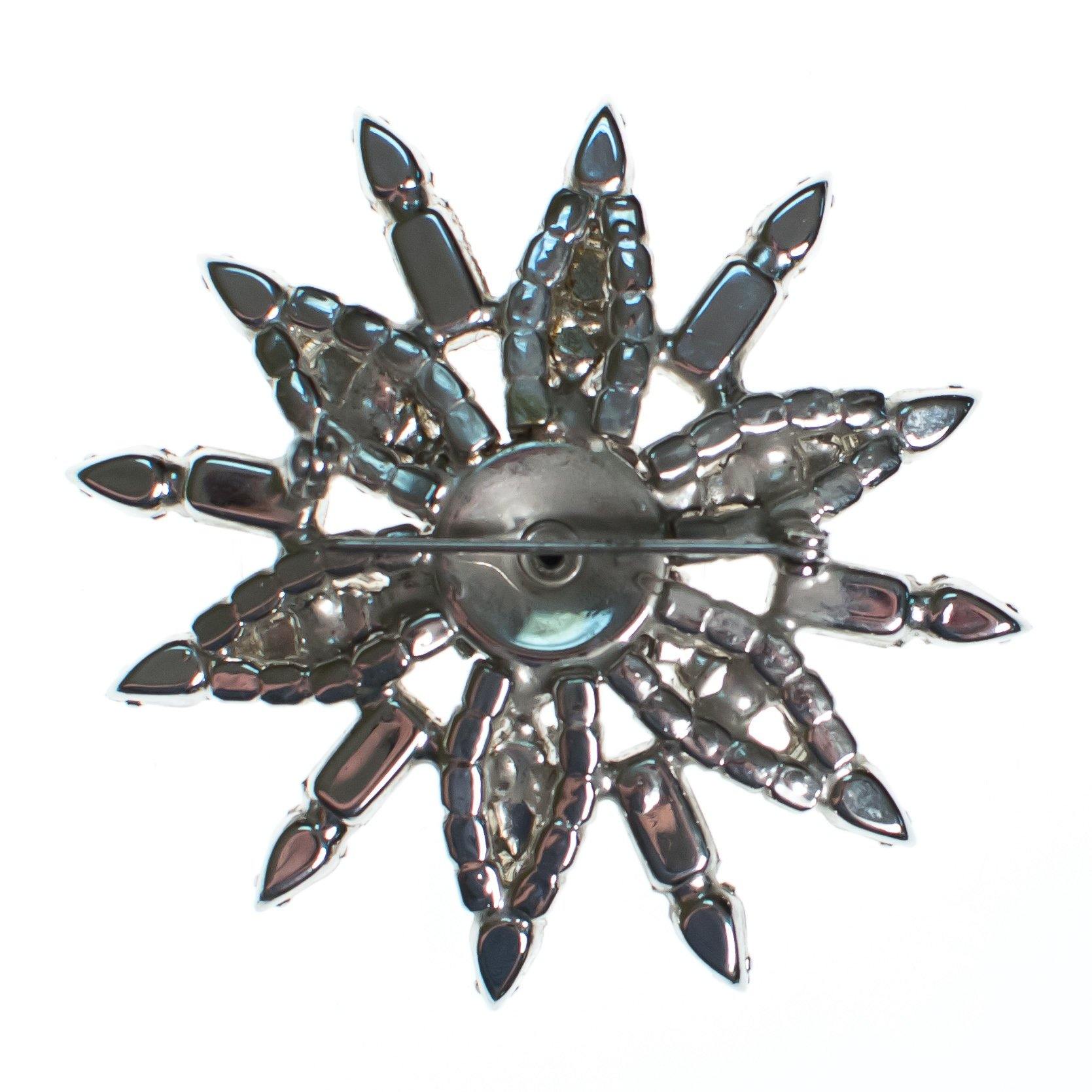 Vintage Art Deco Huge Diamante Crystal Star Brooch by 1950s - Vintage Meet Modern Vintage Jewelry - Chicago, Illinois - #oldhollywoodglamour #vintagemeetmodern #designervintage #jewelrybox #antiquejewelry #vintagejewelry
