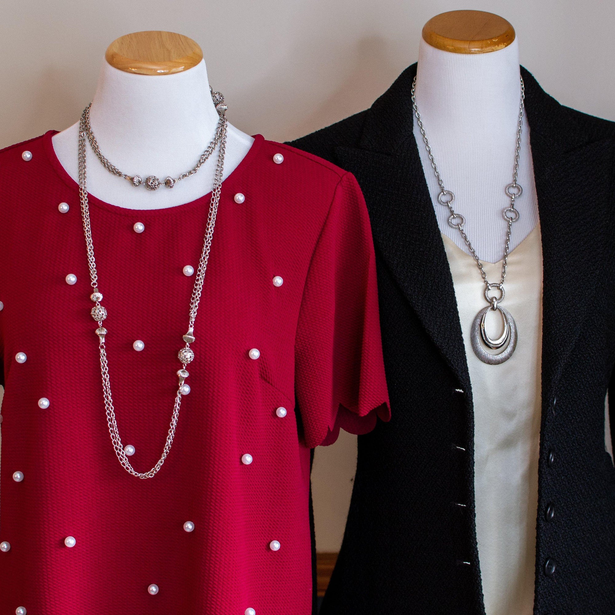 Vintage 1960s Silver Filigree Bead and Chain Necklace by 1960s - Vintage Meet Modern Vintage Jewelry - Chicago, Illinois - #oldhollywoodglamour #vintagemeetmodern #designervintage #jewelrybox #antiquejewelry #vintagejewelry