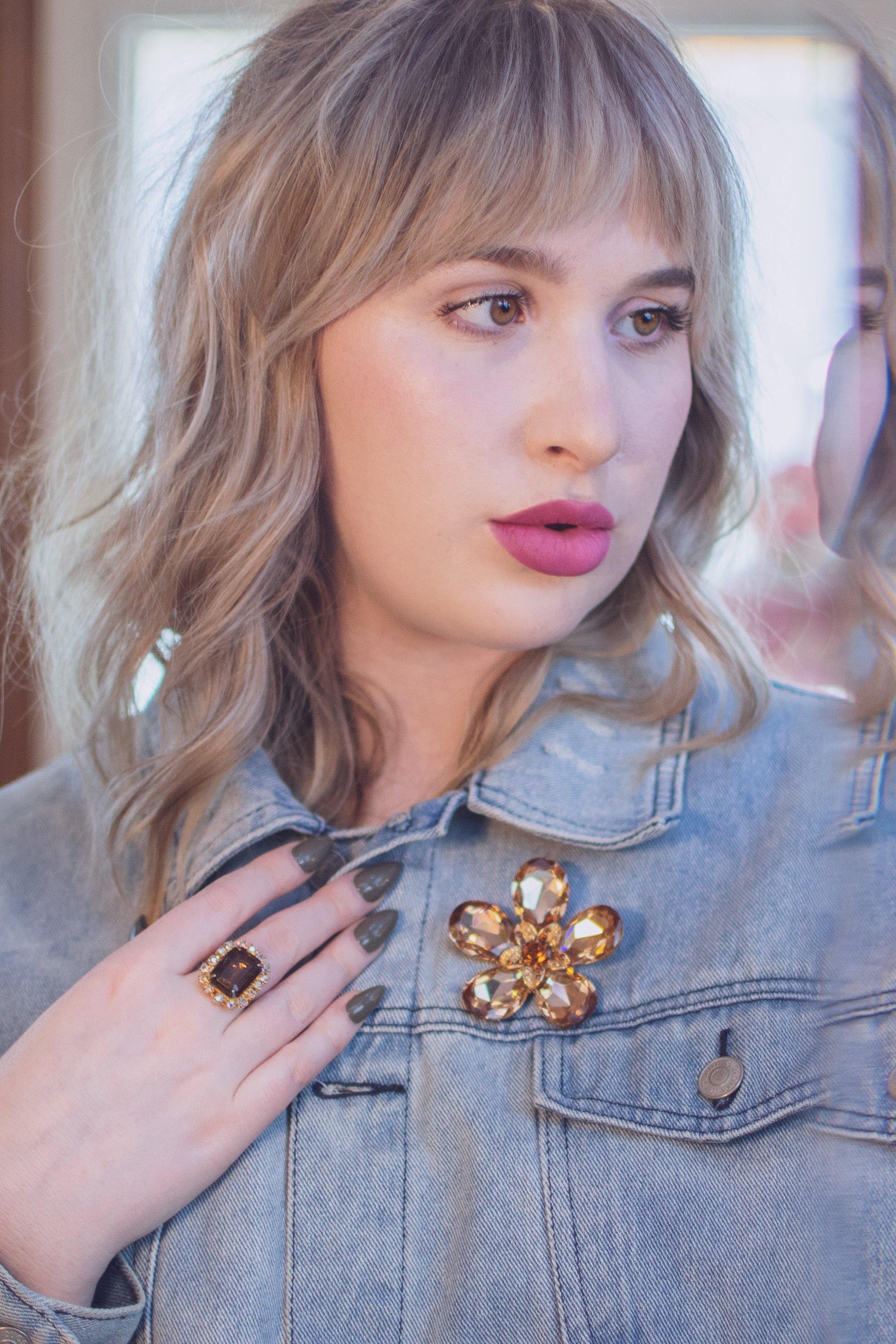 Vintage Smokey Topaz Crystal Flower Brooch by 1980s - Vintage Meet Modern Vintage Jewelry - Chicago, Illinois - #oldhollywoodglamour #vintagemeetmodern #designervintage #jewelrybox #antiquejewelry #vintagejewelry