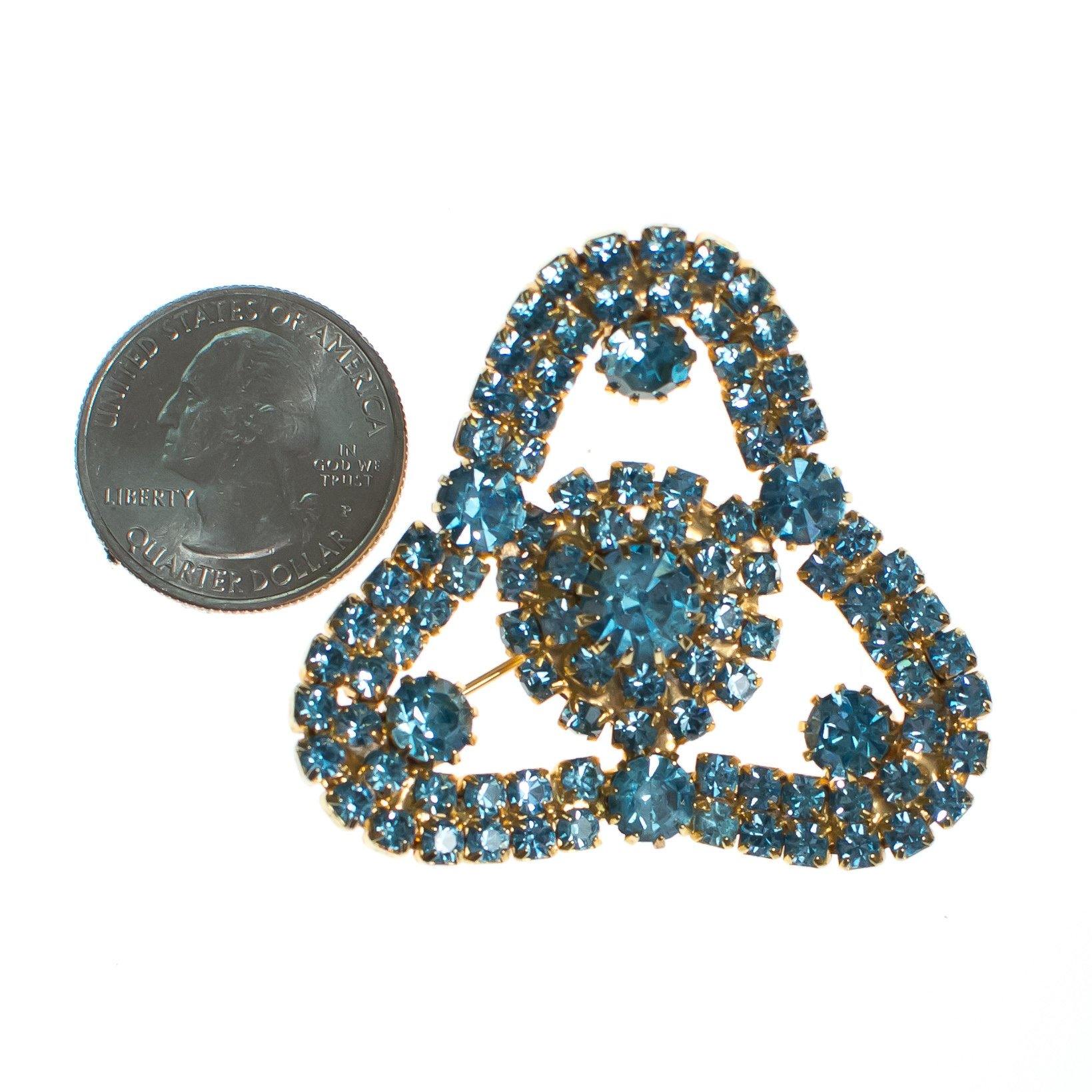 Vintage Retro Baby Blue Rhinestone Brooch by 1950s - Vintage Meet Modern Vintage Jewelry - Chicago, Illinois - #oldhollywoodglamour #vintagemeetmodern #designervintage #jewelrybox #antiquejewelry #vintagejewelry