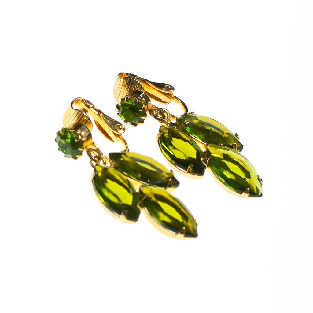 Vintage 1950s chartreuse green rhinestone dangling statement earrings by 1950s - Vintage Meet Modern Vintage Jewelry - Chicago, Illinois - #oldhollywoodglamour #vintagemeetmodern #designervintage #jewelrybox #antiquejewelry #vintagejewelry