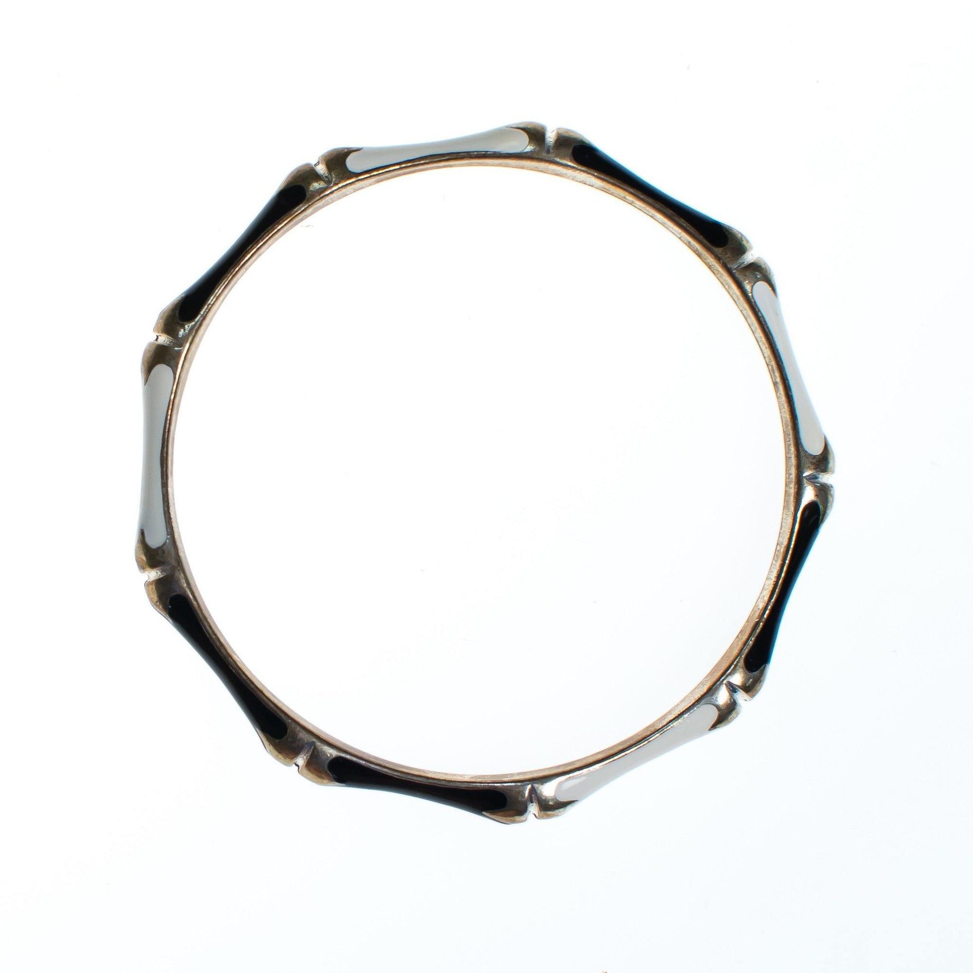 Vintage Black and White Bamboo Bangle Bracelet by 1970s - Vintage Meet Modern Vintage Jewelry - Chicago, Illinois - #oldhollywoodglamour #vintagemeetmodern #designervintage #jewelrybox #antiquejewelry #vintagejewelry