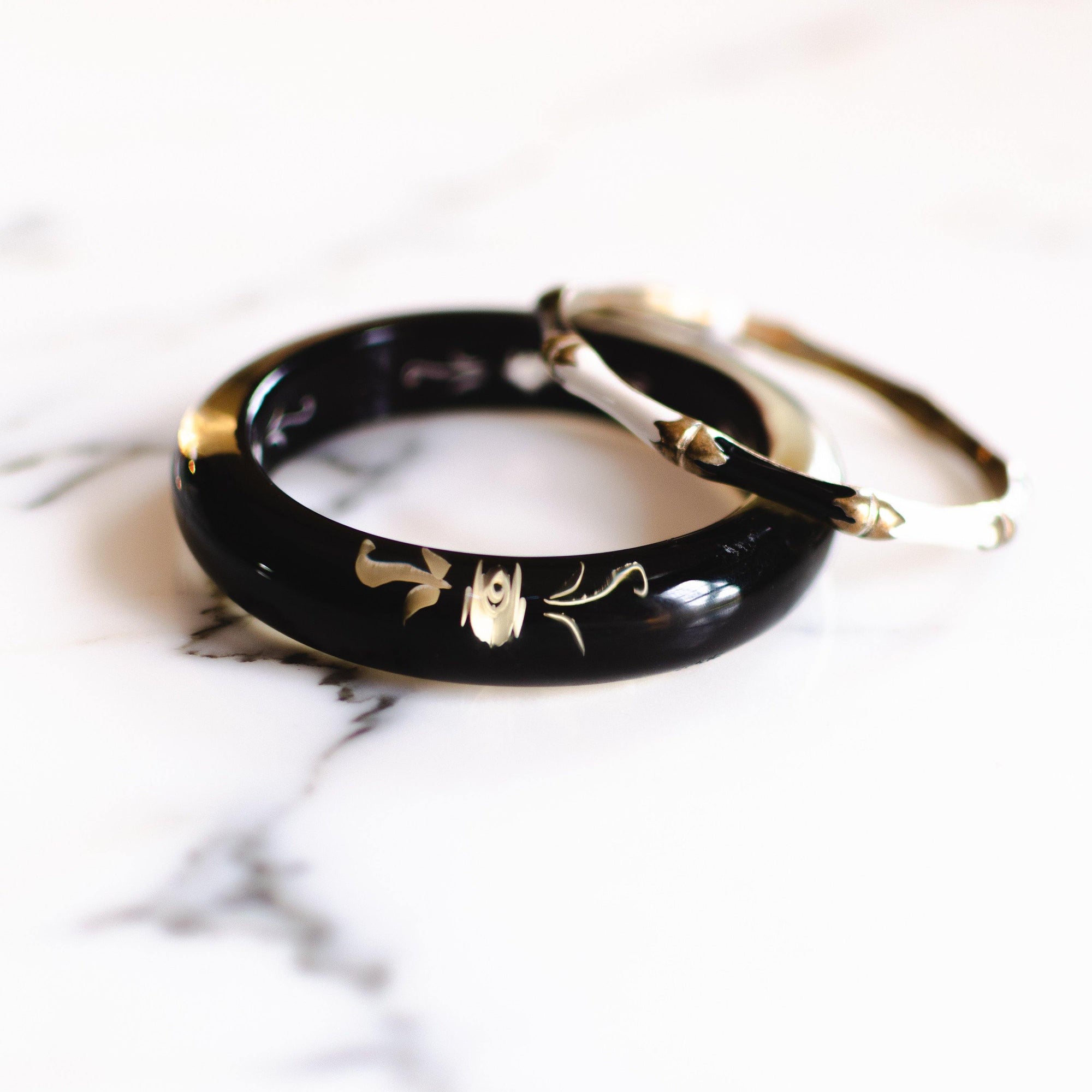 Vintage Black and White Bamboo Bangle Bracelet by 1970s - Vintage Meet Modern Vintage Jewelry - Chicago, Illinois - #oldhollywoodglamour #vintagemeetmodern #designervintage #jewelrybox #antiquejewelry #vintagejewelry