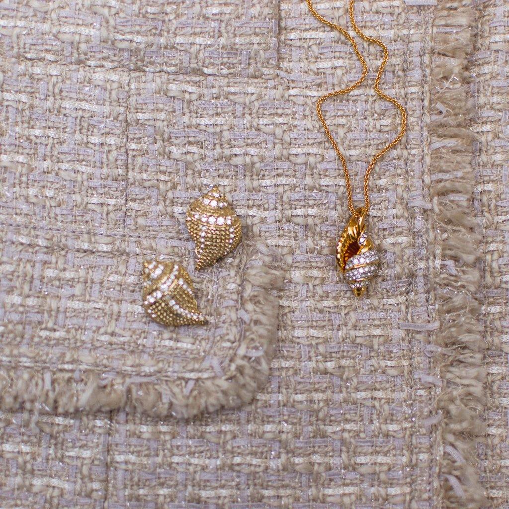 Vintage Swarovski Gold Shell Pendant Necklace by Swarovski - Vintage Meet Modern Vintage Jewelry - Chicago, Illinois - #oldhollywoodglamour #vintagemeetmodern #designervintage #jewelrybox #antiquejewelry #vintagejewelry