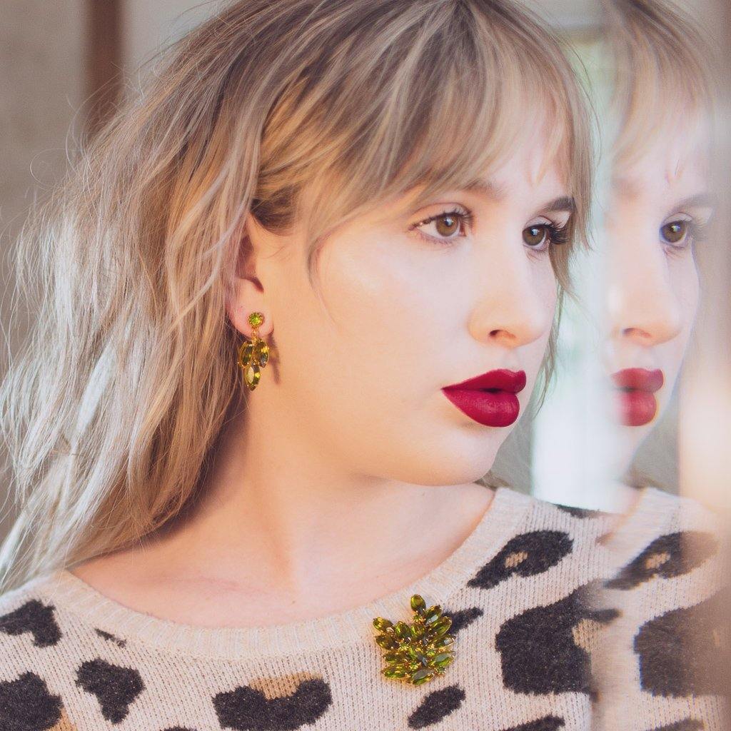 Vintage 1950s chartreuse green rhinestone dangling statement earrings by 1950s - Vintage Meet Modern Vintage Jewelry - Chicago, Illinois - #oldhollywoodglamour #vintagemeetmodern #designervintage #jewelrybox #antiquejewelry #vintagejewelry