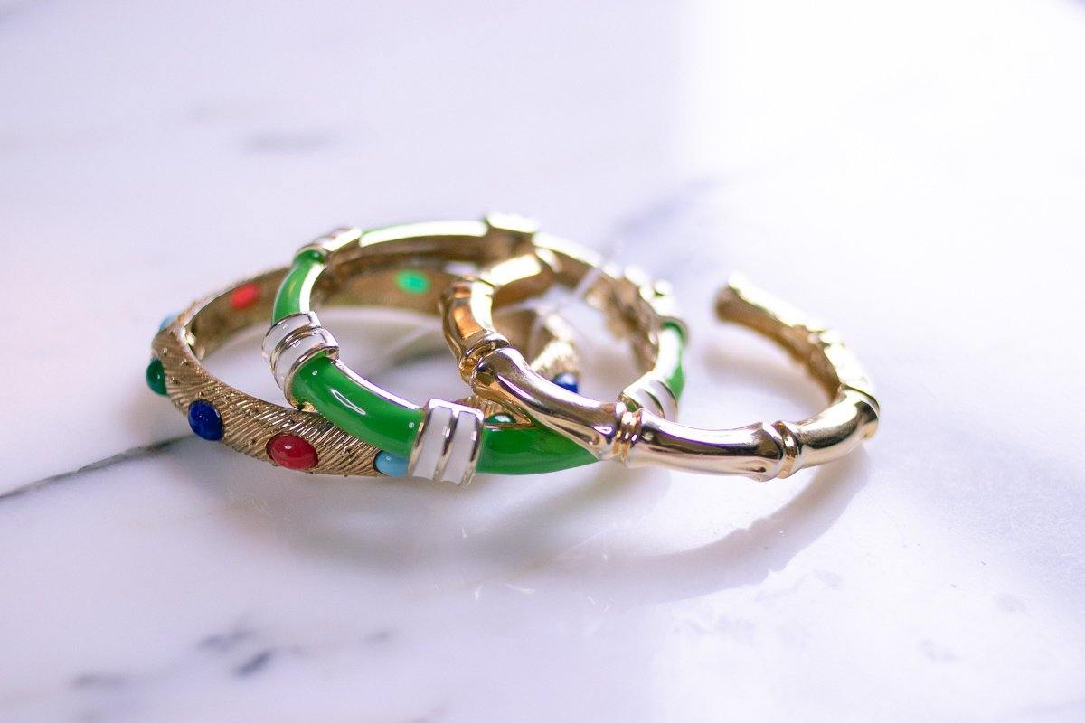 Vintage Fornash Green and White Enamel Bangle Bracelet with Hinge by Fornash - Vintage Meet Modern Vintage Jewelry - Chicago, Illinois - #oldhollywoodglamour #vintagemeetmodern #designervintage #jewelrybox #antiquejewelry #vintagejewelry