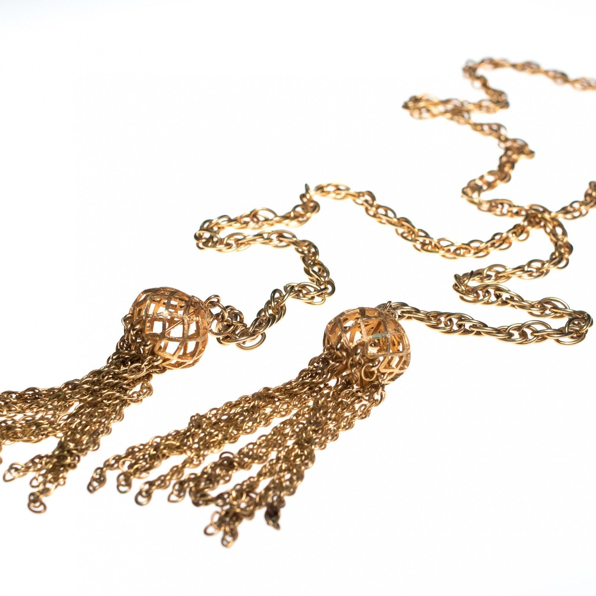Vintage 1960s Long Gold Lariat Necklace with Tassels by 1960s - Vintage Meet Modern Vintage Jewelry - Chicago, Illinois - #oldhollywoodglamour #vintagemeetmodern #designervintage #jewelrybox #antiquejewelry #vintagejewelry