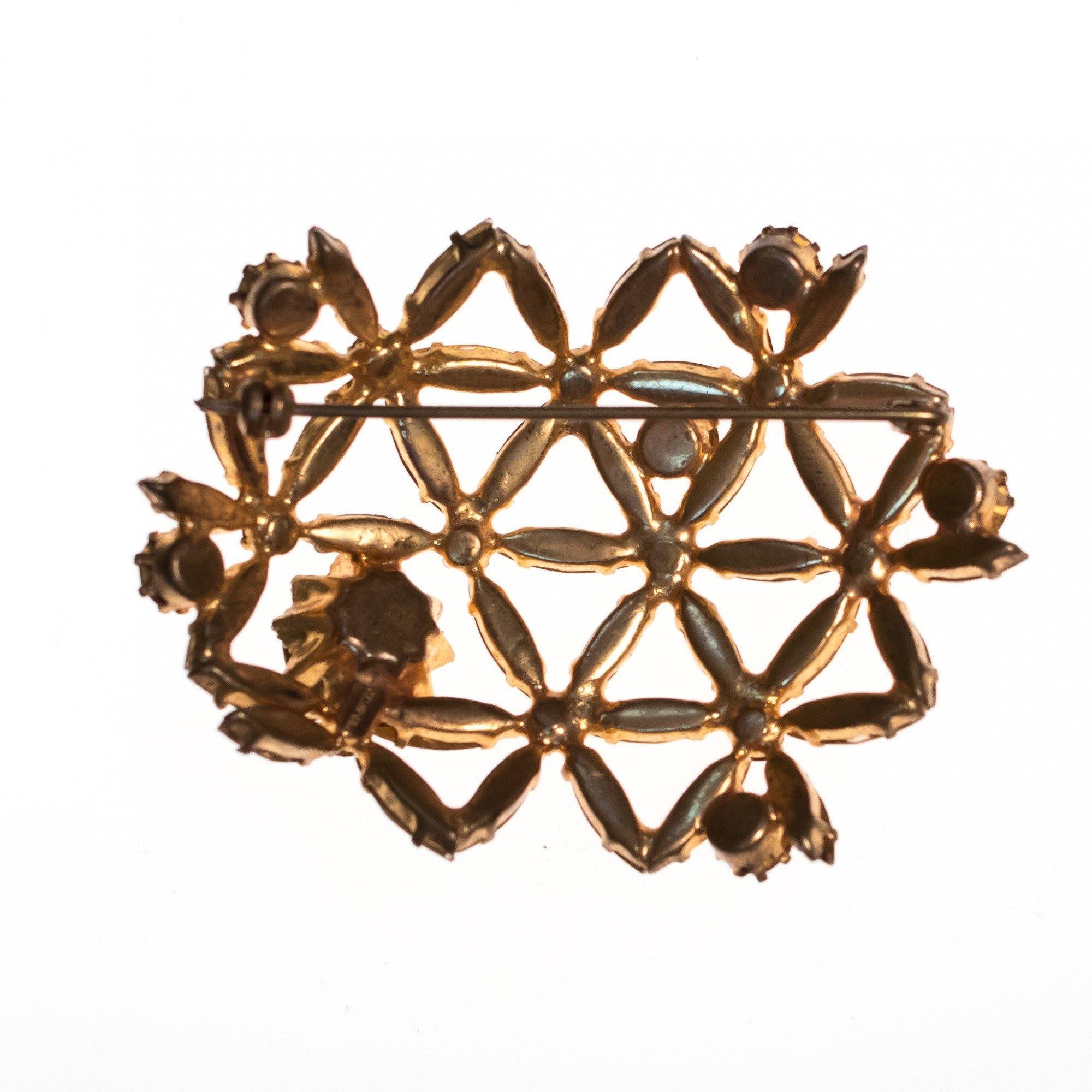 Vintage Made in Austria Champagne Rhinestone Brooch with Lattice Design by Austria - Vintage Meet Modern Vintage Jewelry - Chicago, Illinois - #oldhollywoodglamour #vintagemeetmodern #designervintage #jewelrybox #antiquejewelry #vintagejewelry