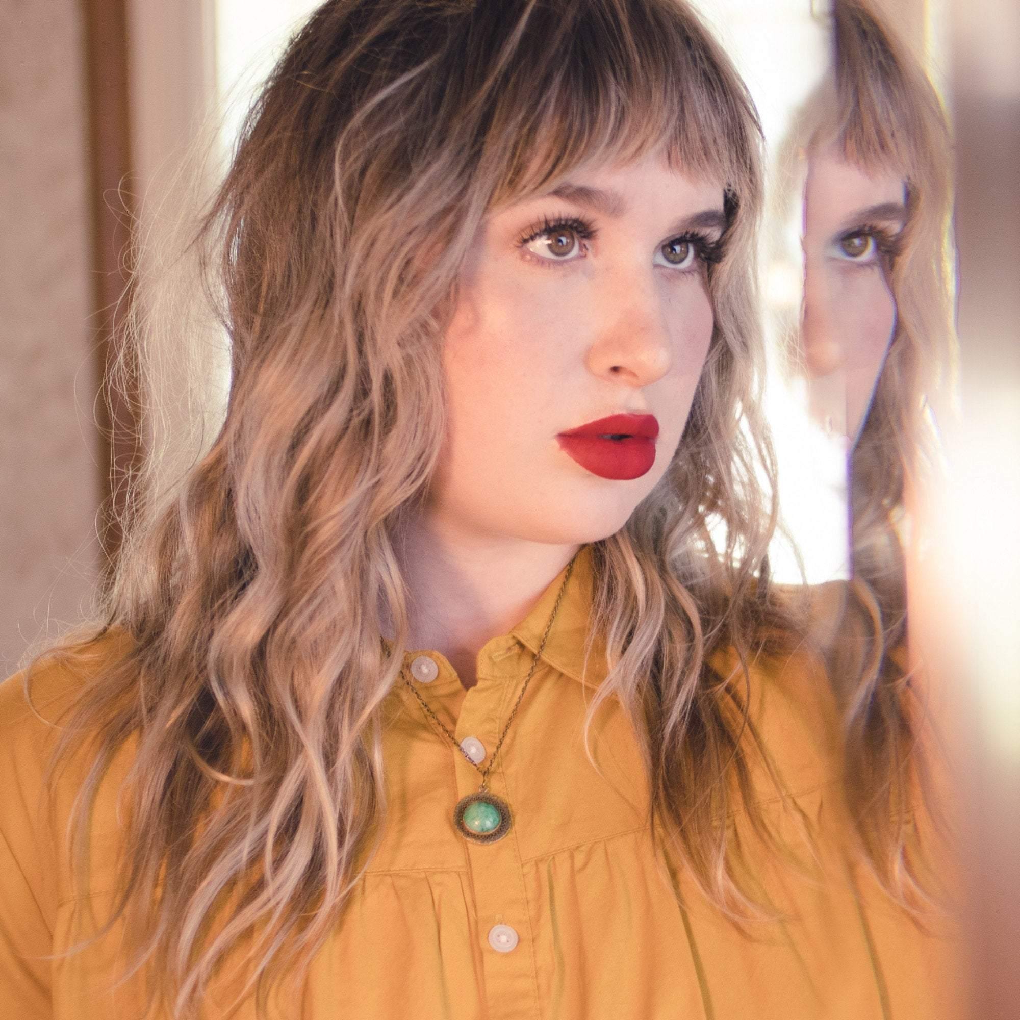 Vintage Art Deco Era Jade Glass Gold Filled Pendant Necklace by Art Deco Era - Vintage Meet Modern Vintage Jewelry - Chicago, Illinois - #oldhollywoodglamour #vintagemeetmodern #designervintage #jewelrybox #antiquejewelry #vintagejewelry